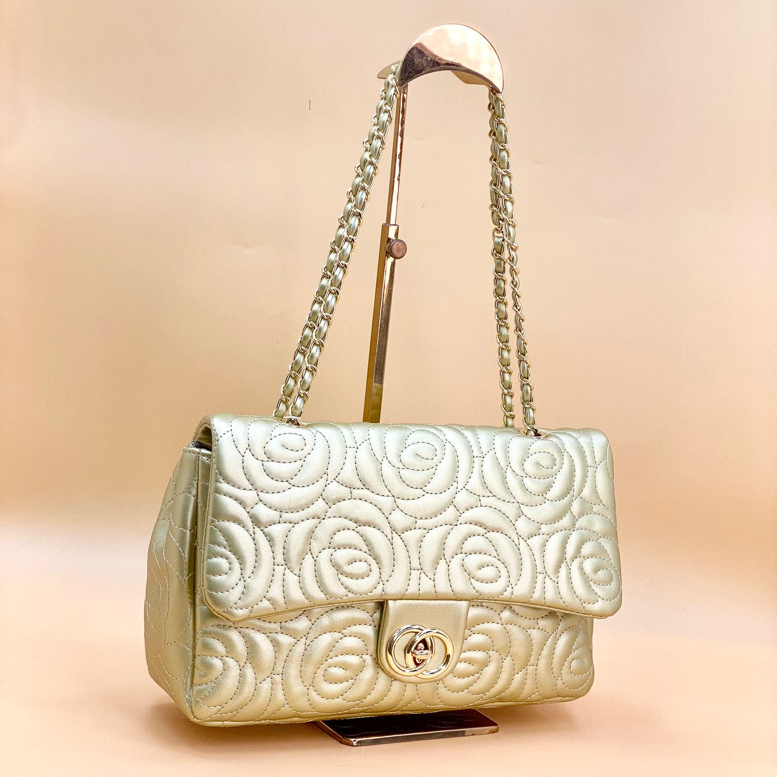 2024 Women's Handbags - B529