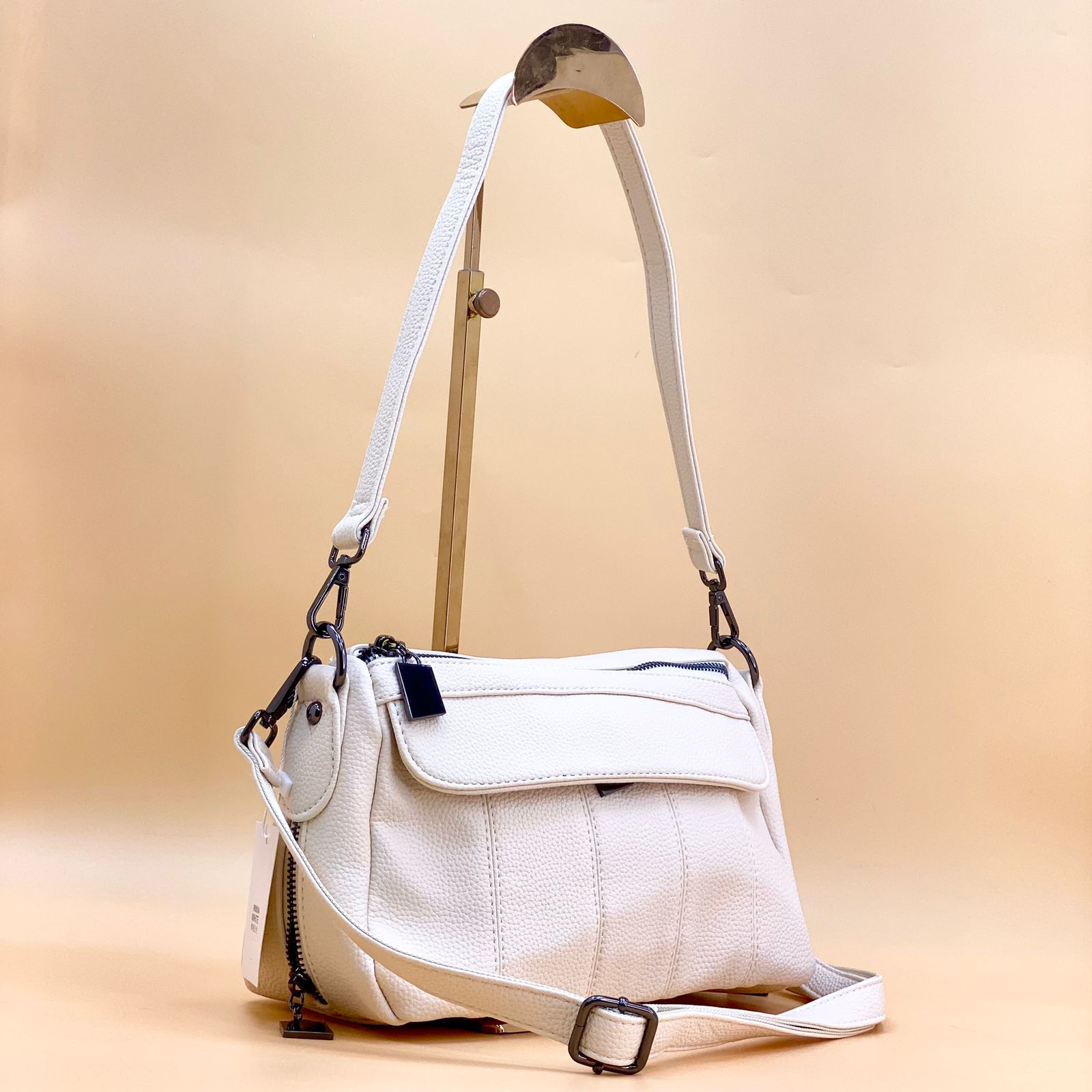 2024 Women's Handbags B537