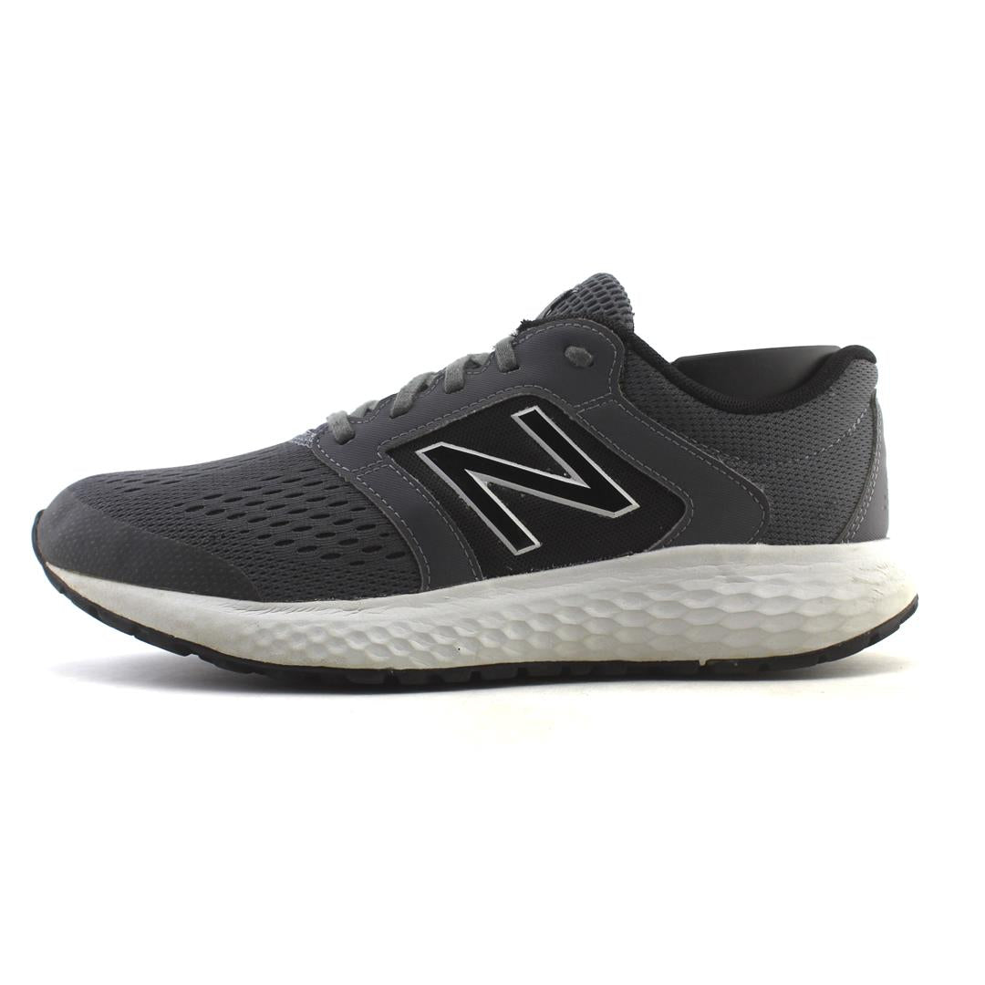 520V5 New Balance shoes