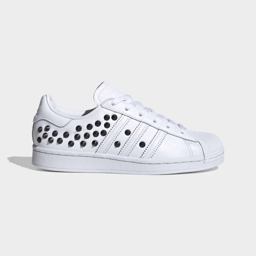 Adidas Originals Superstar Studs Size 6 - White