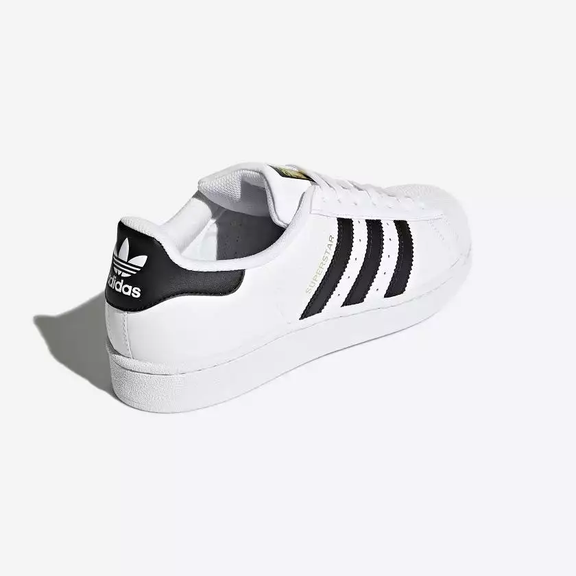 adidas Superstar trainers for men, style C77124