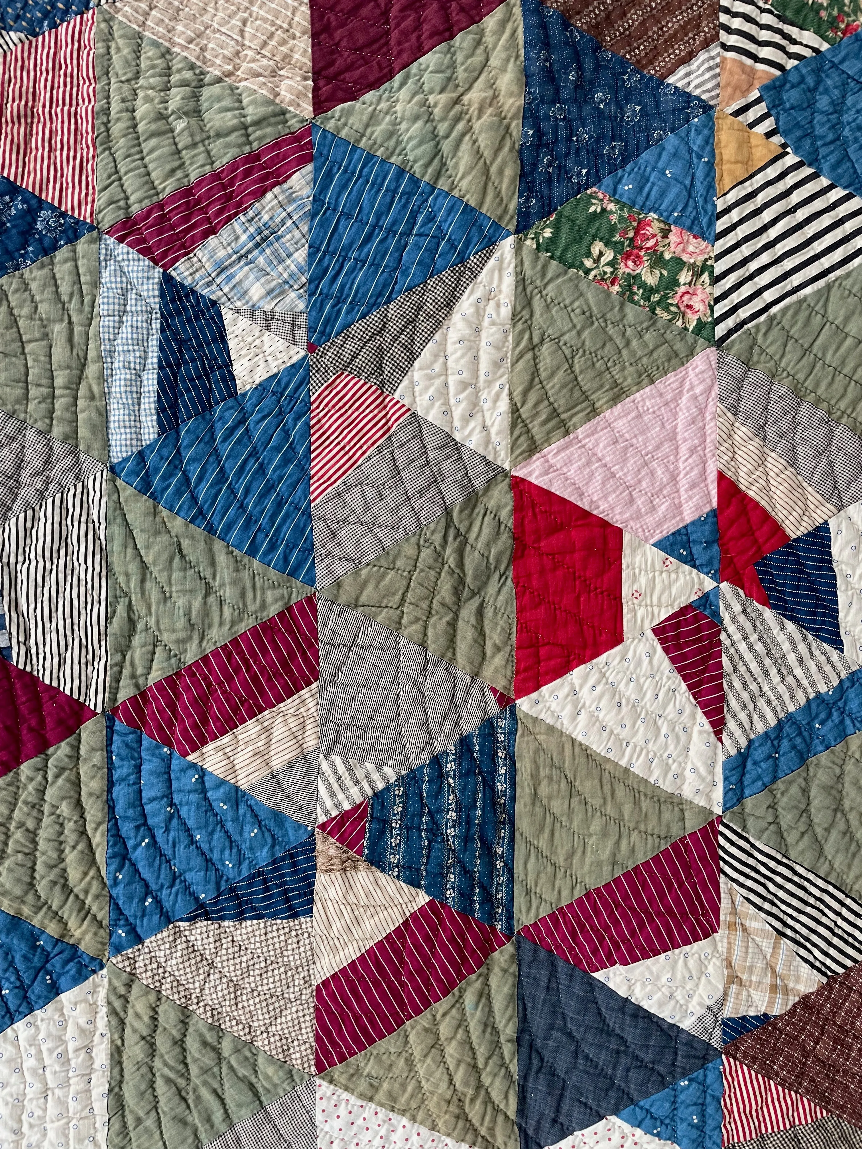 Unique Antique 1880s-1900s Hexagon Crazy Quilt