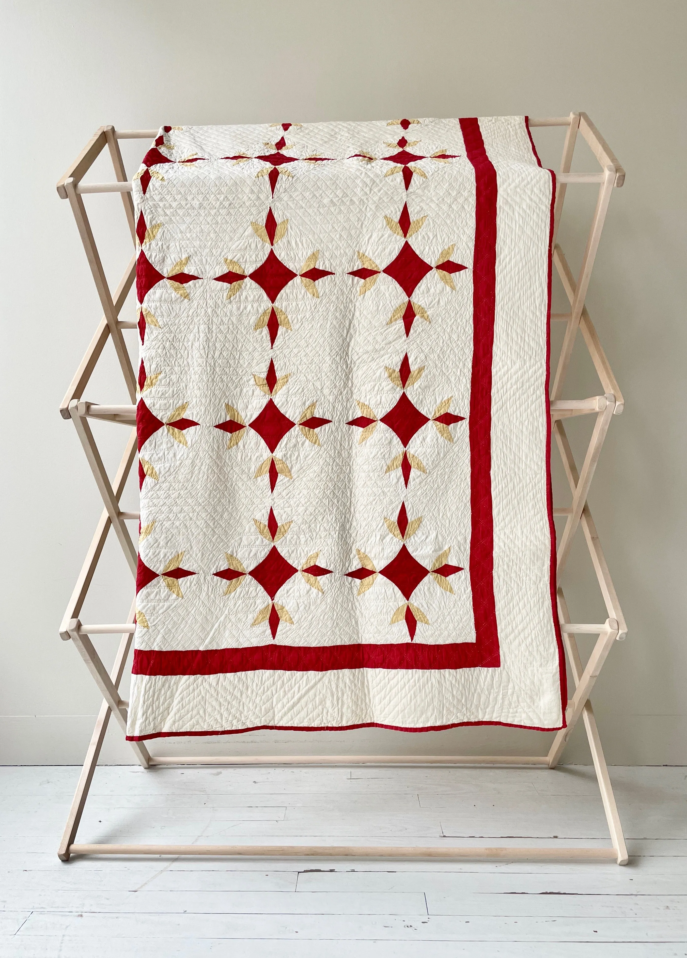 Vintage 1880s Turkey Tracks Quilt