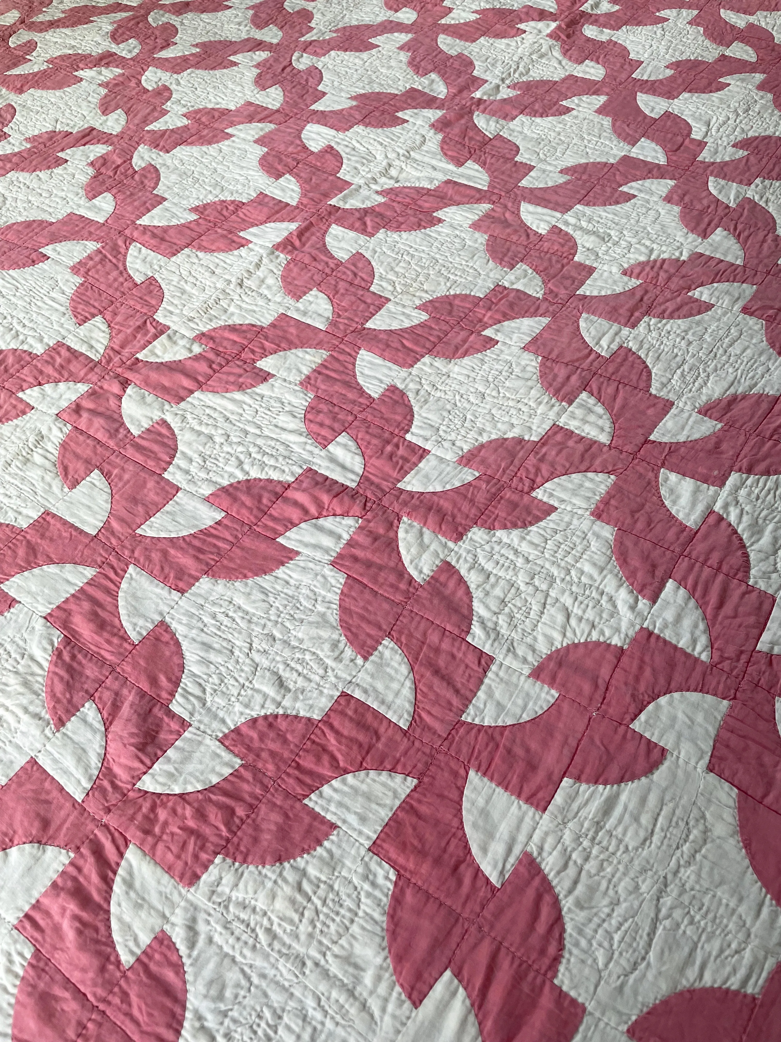 Vintage Curved Quilt Pattern