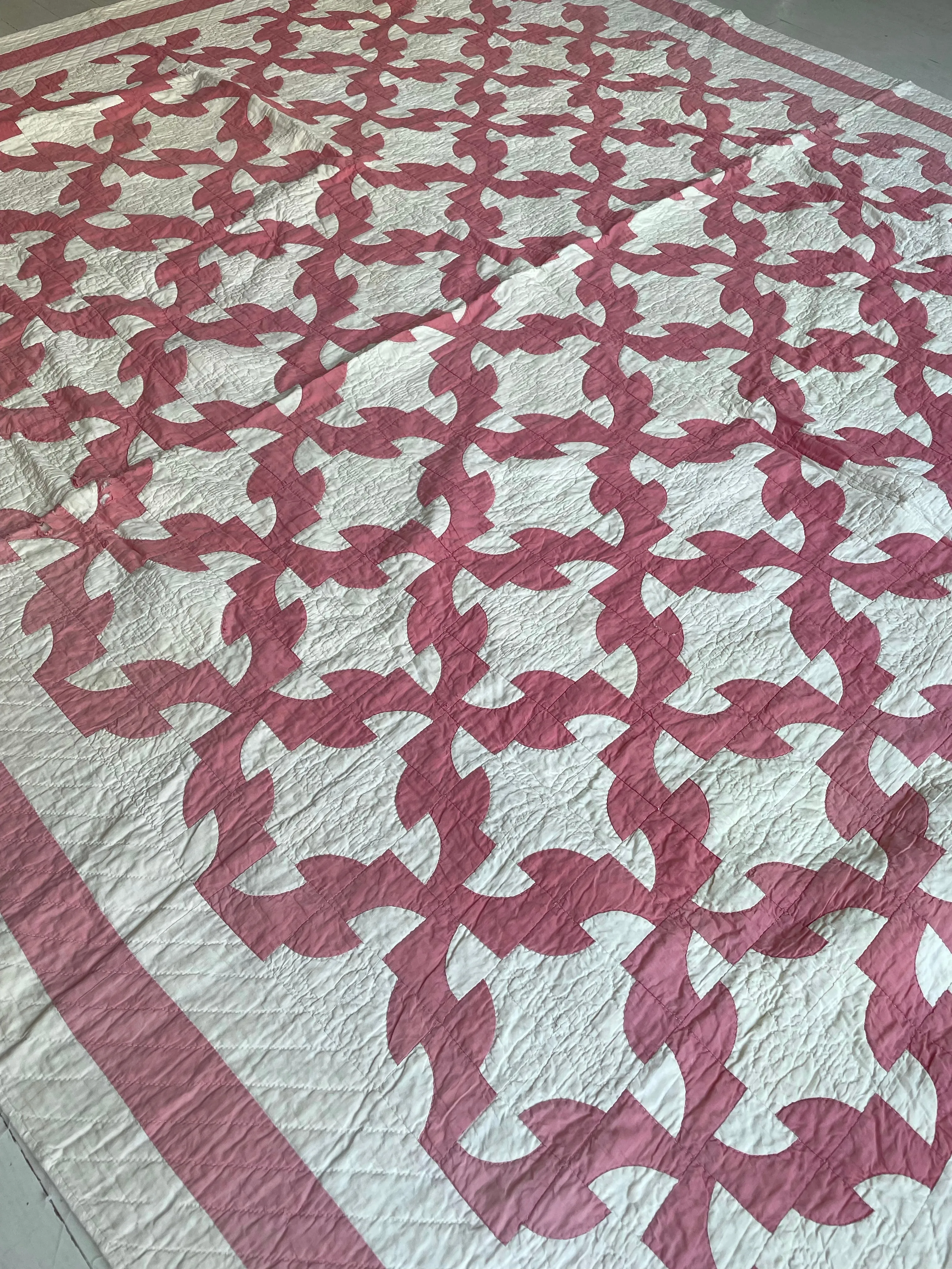 Vintage Curved Quilt Pattern