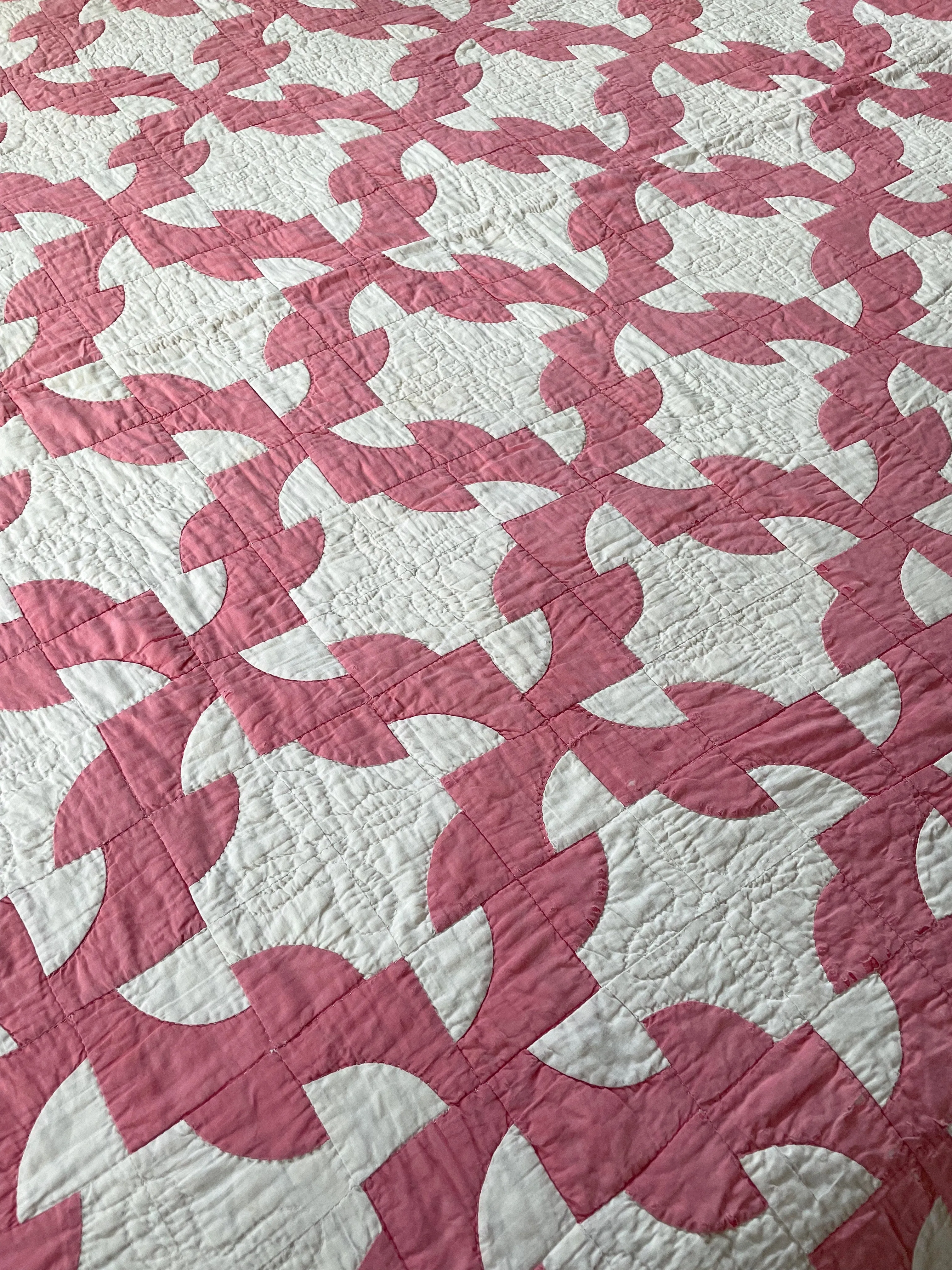 Vintage Curved Quilt Pattern