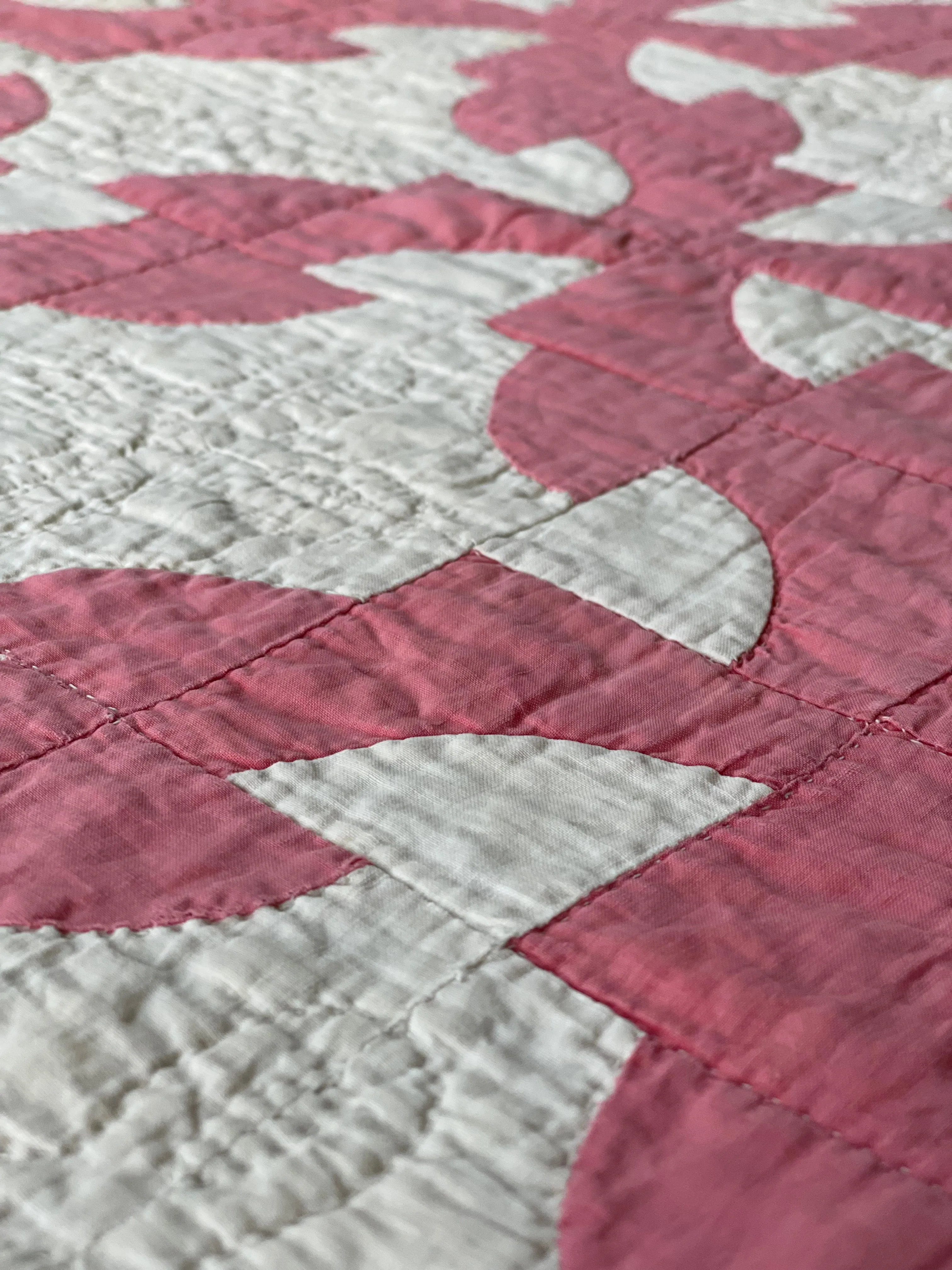 Vintage Curved Quilt Pattern