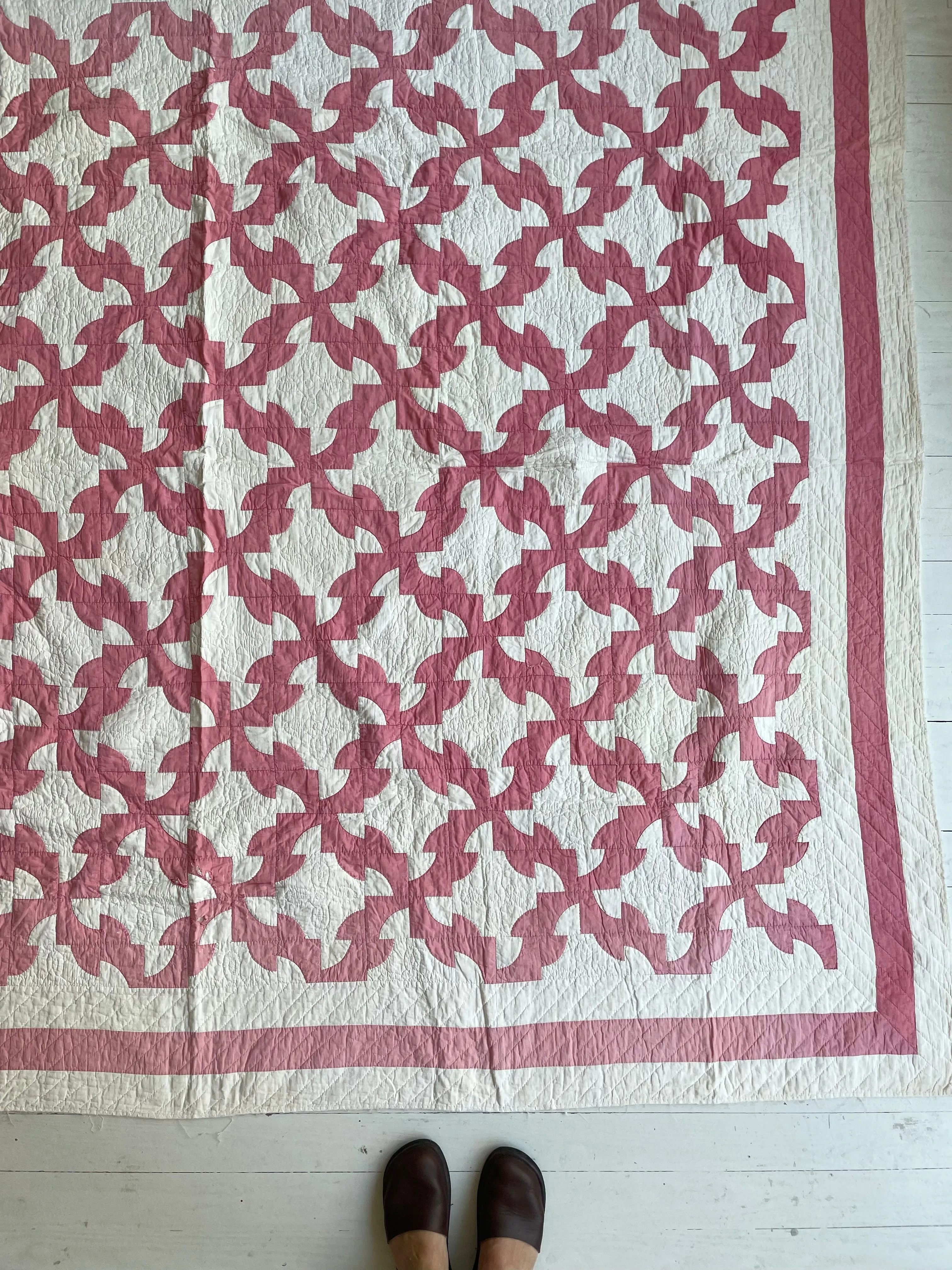 Vintage Curved Quilt Pattern