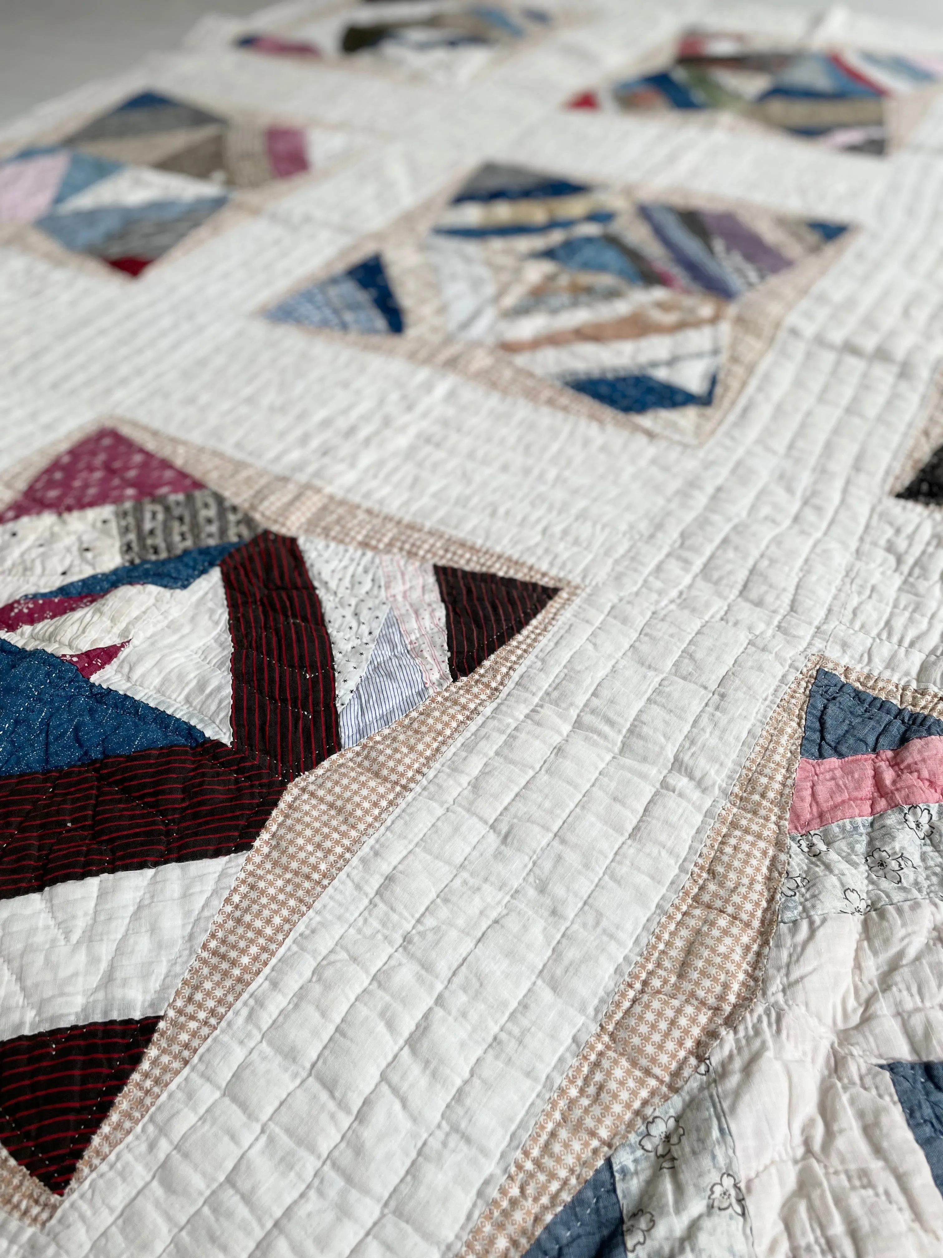 Exquisite Antique World Without End Quilt