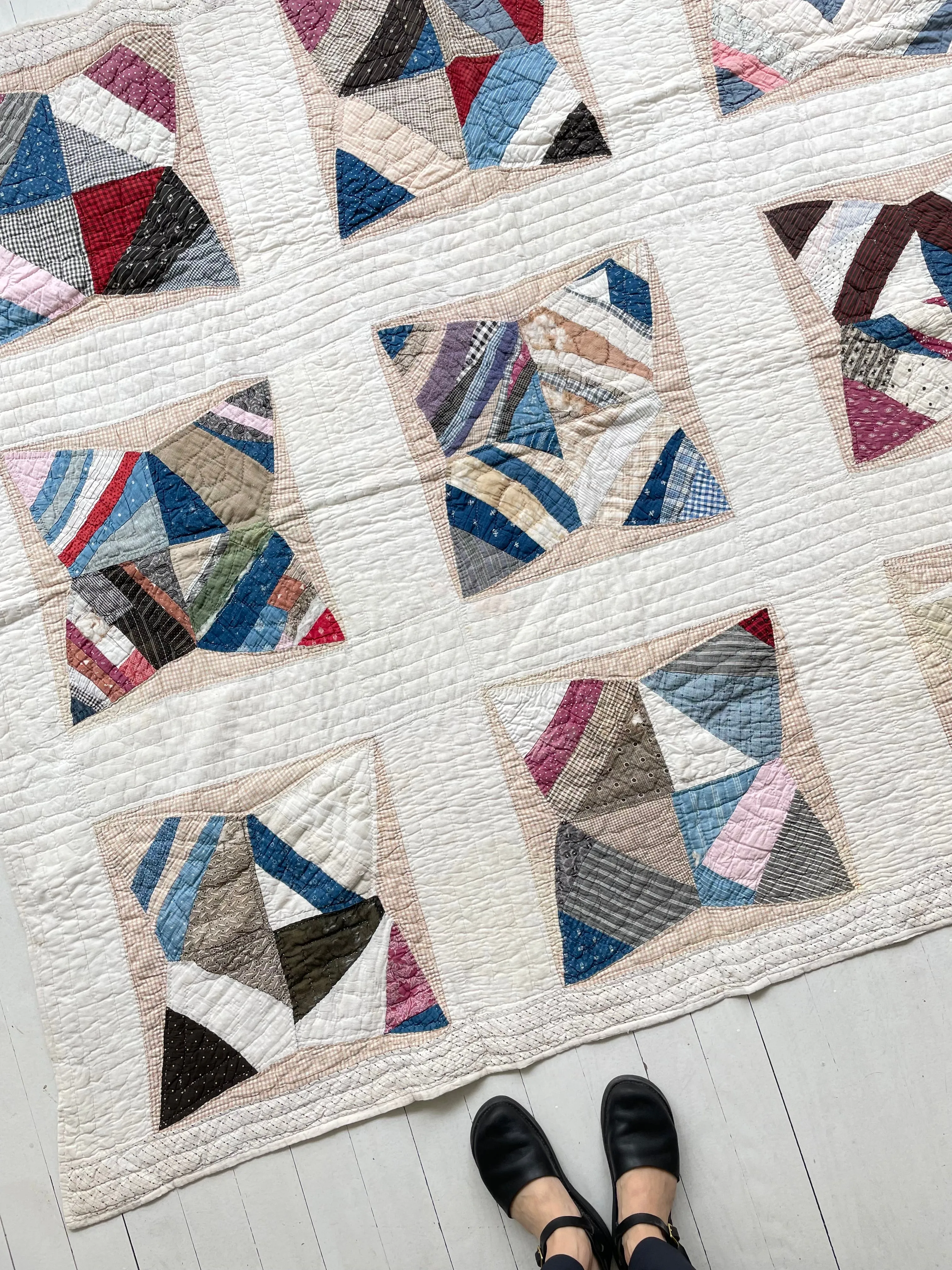 Exquisite Antique World Without End Quilt