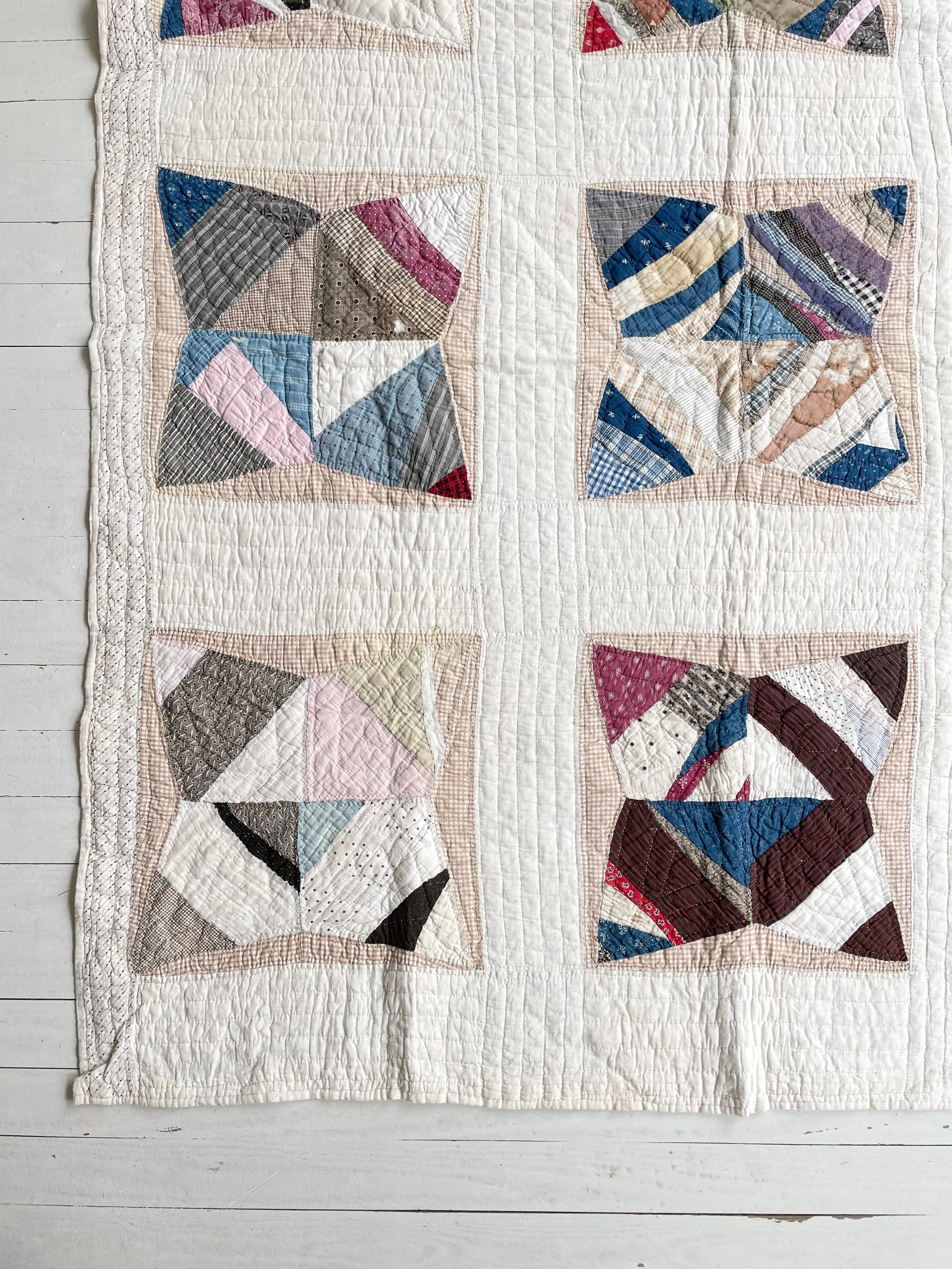 Exquisite Antique World Without End Quilt