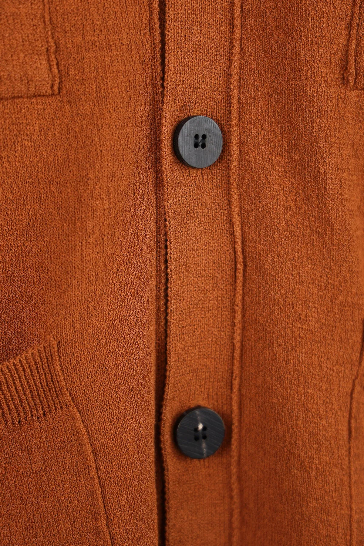 Cotton Nylon V-Neck Cardigan Camel