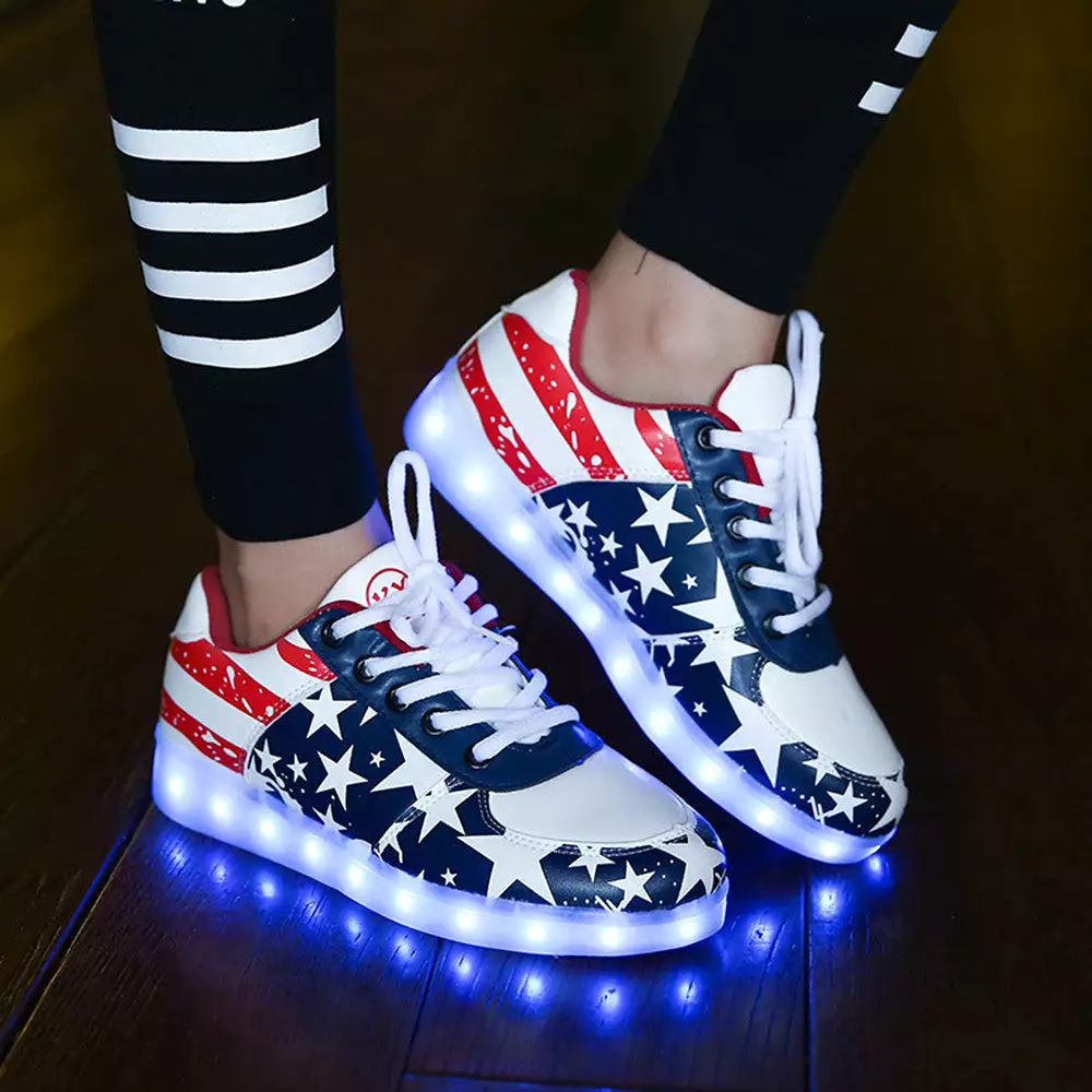 DoGeek US Flag LED Light Up Shoes - Unisex - Boys - Girls - Adults - 35 EU-46 EU - Choose Half Size Up