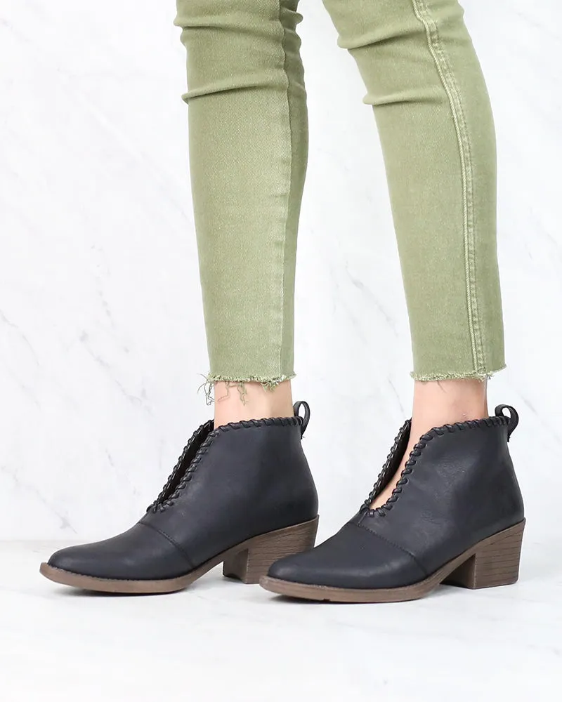 Final Sale Very Volatile Cavalry Ankle Booties Black