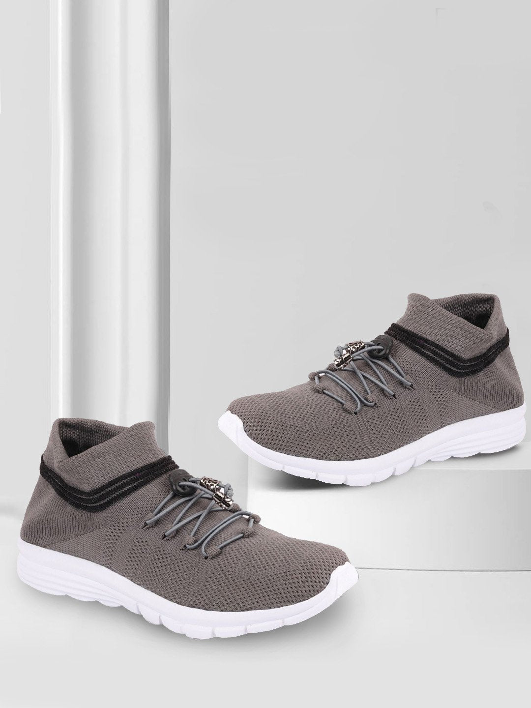 Grey Mens Sports Lace-Up Outdoor Running Shoes