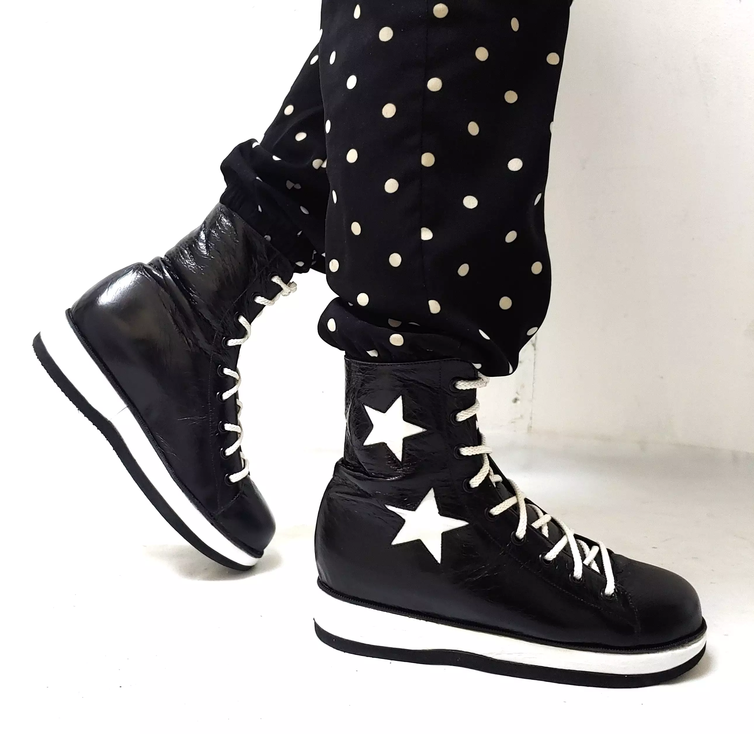 Harry Hi-Tops - Buy Trendy Hi-Top Sneakers Online at Affordable Prices.