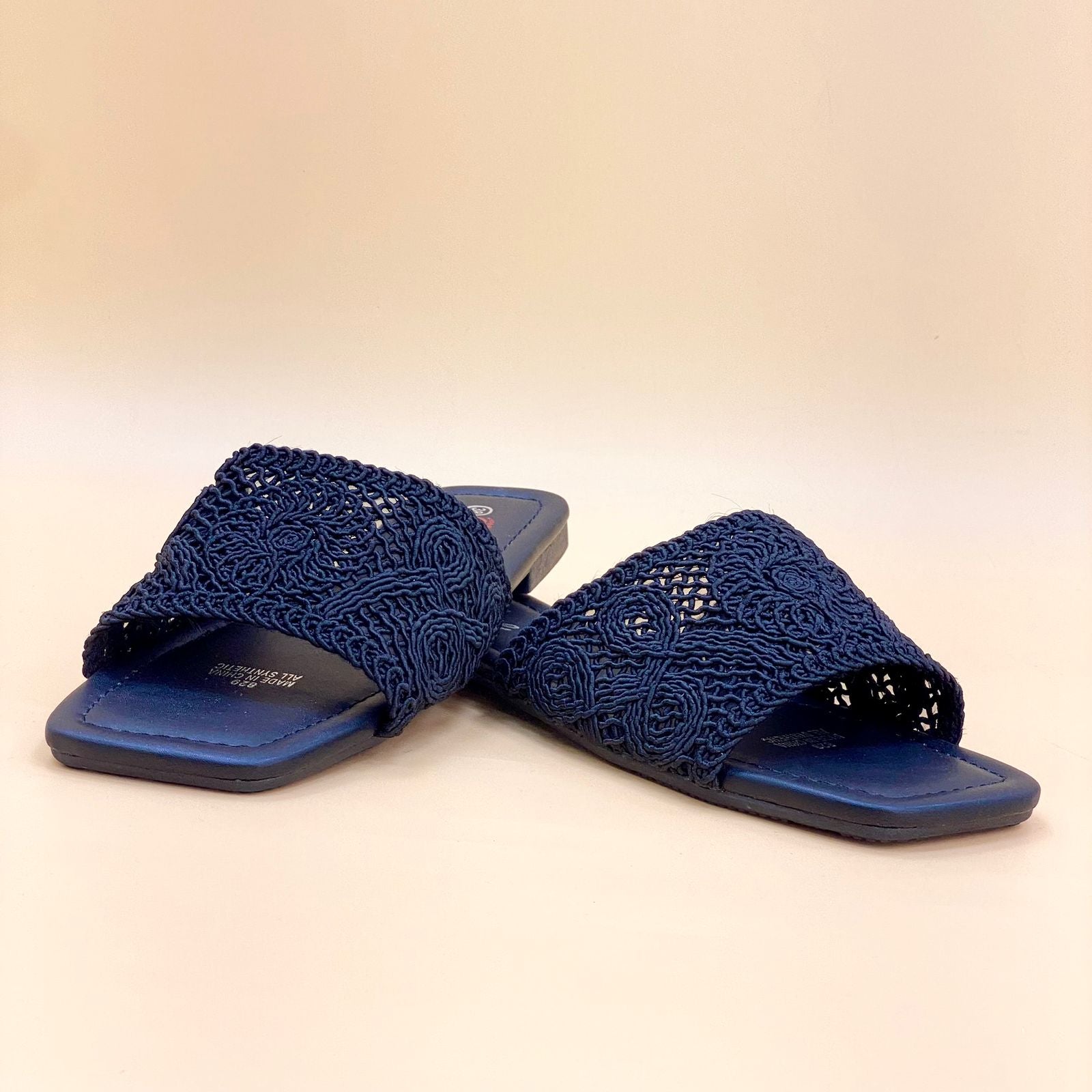 NEW, SL7 Women's Slippers