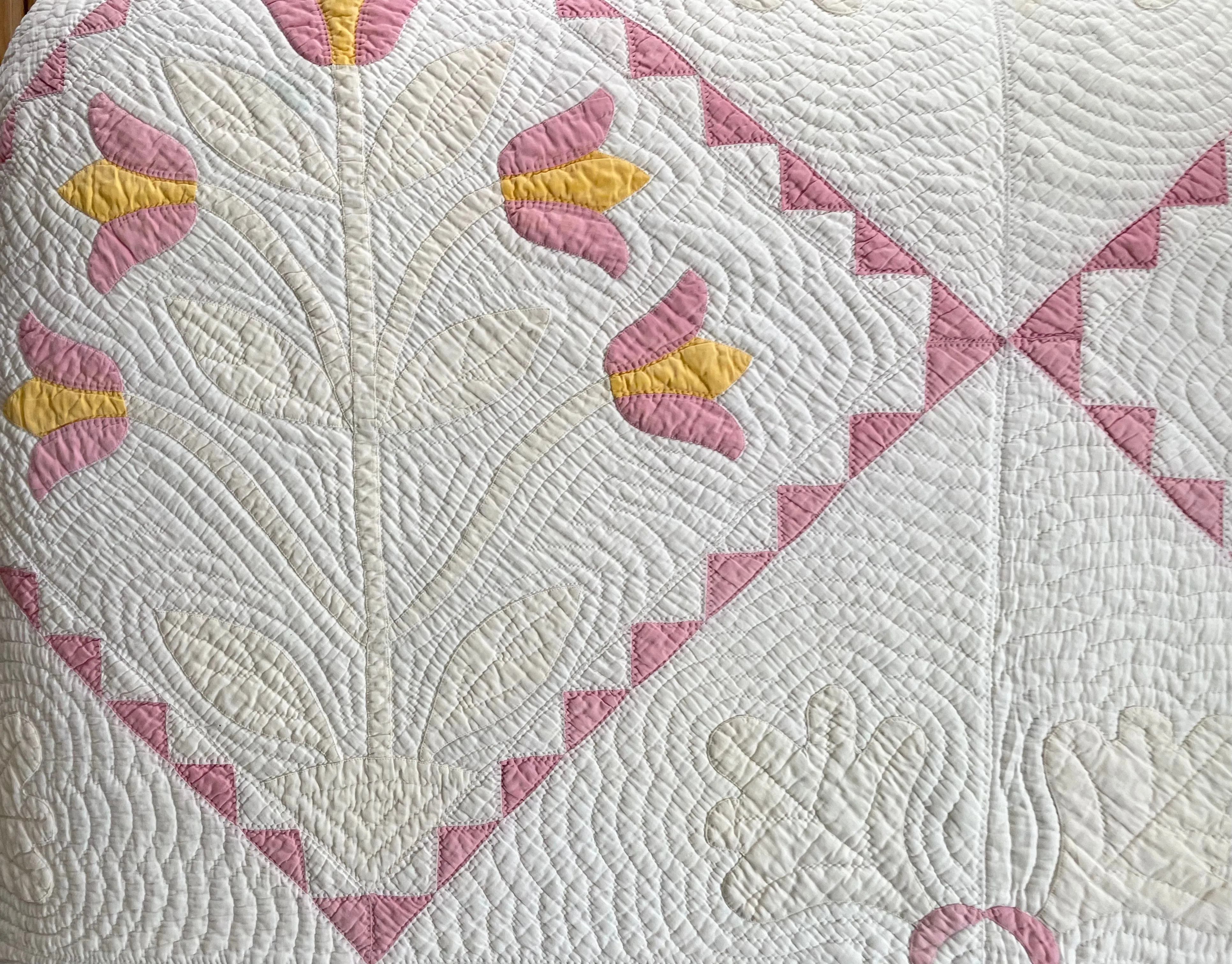 Oak Leaf Tulip Antique Quilt