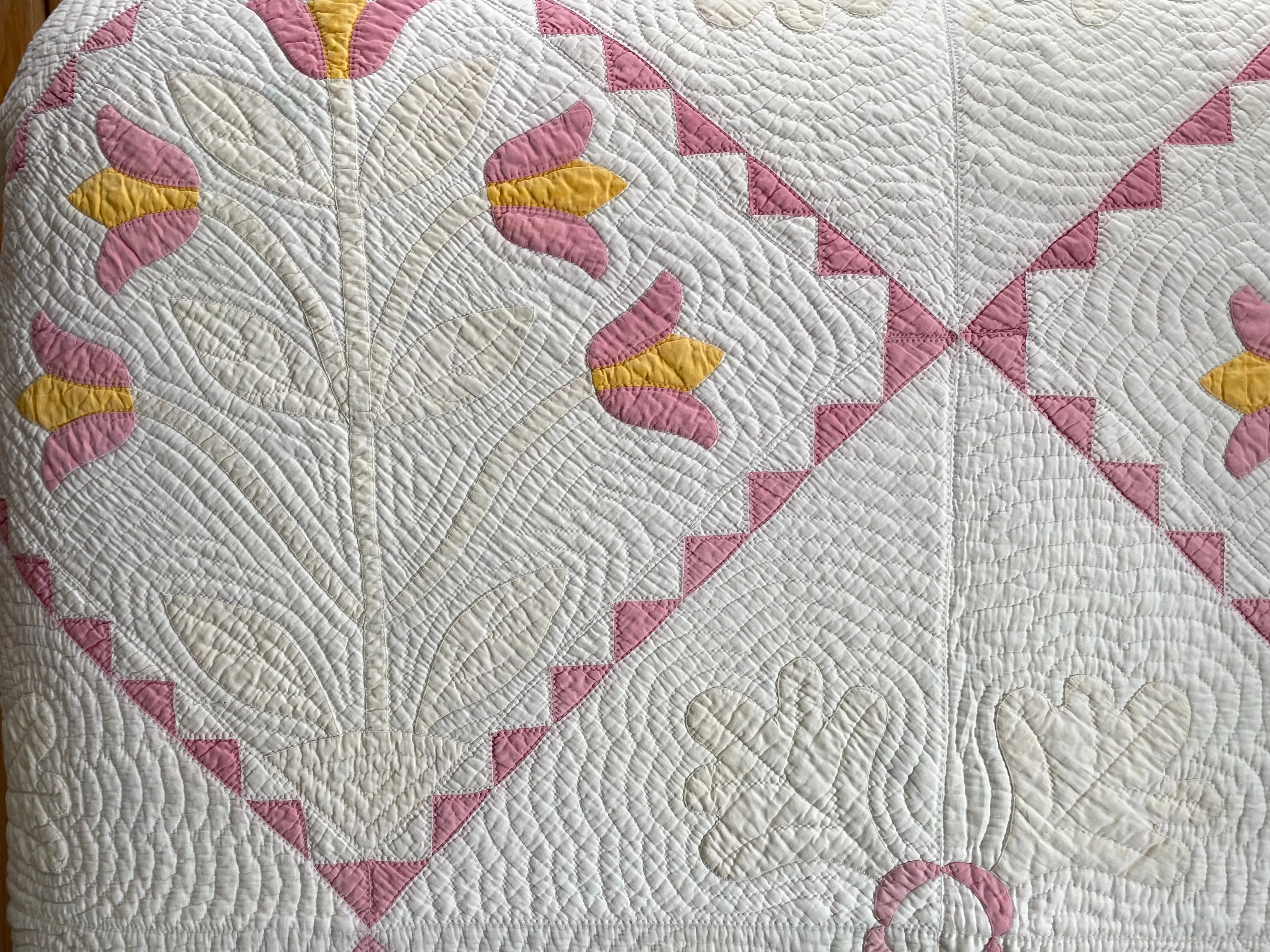 Oak Leaf Tulip Antique Quilt