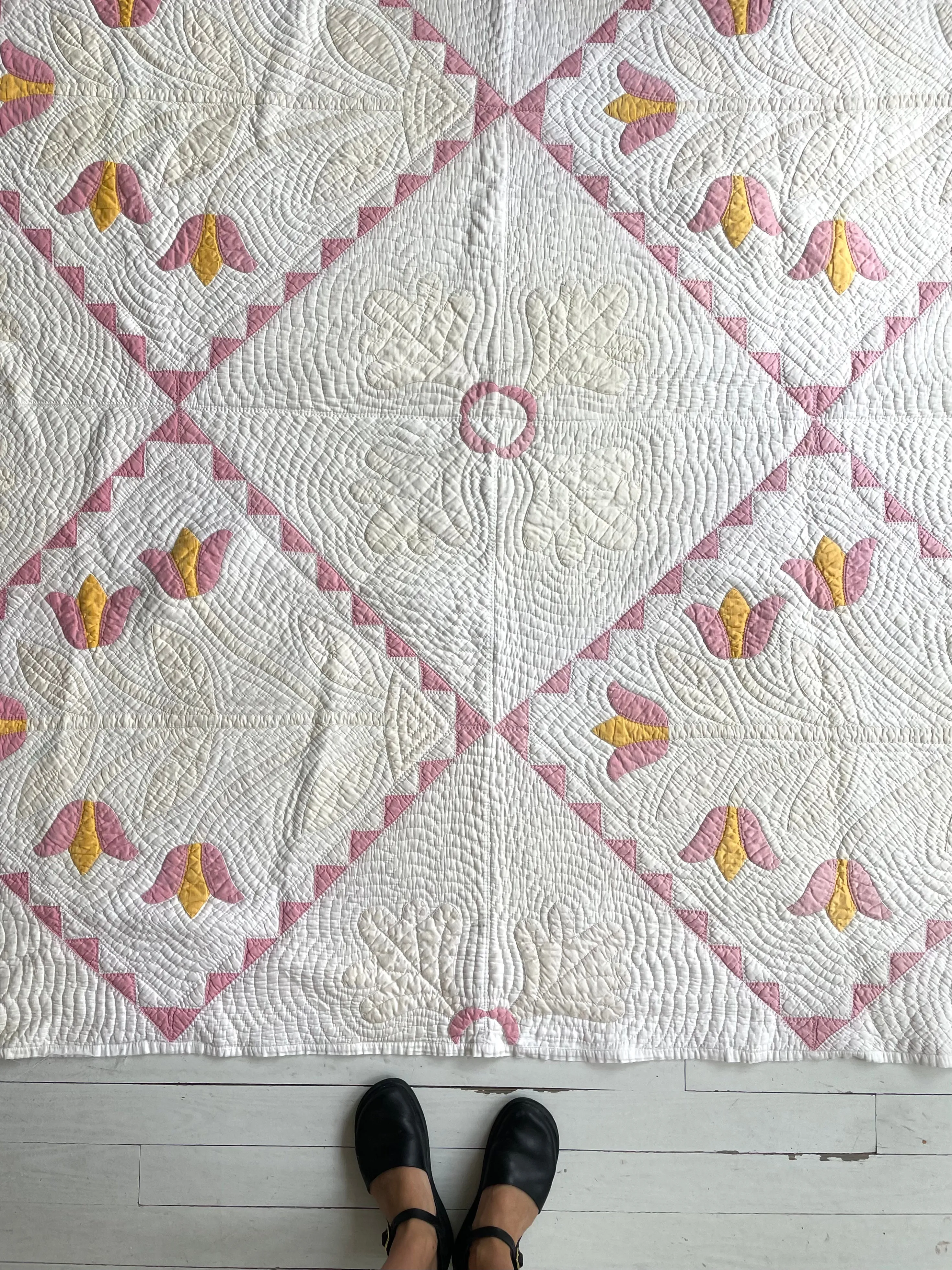 Oak Leaf Tulip Antique Quilt