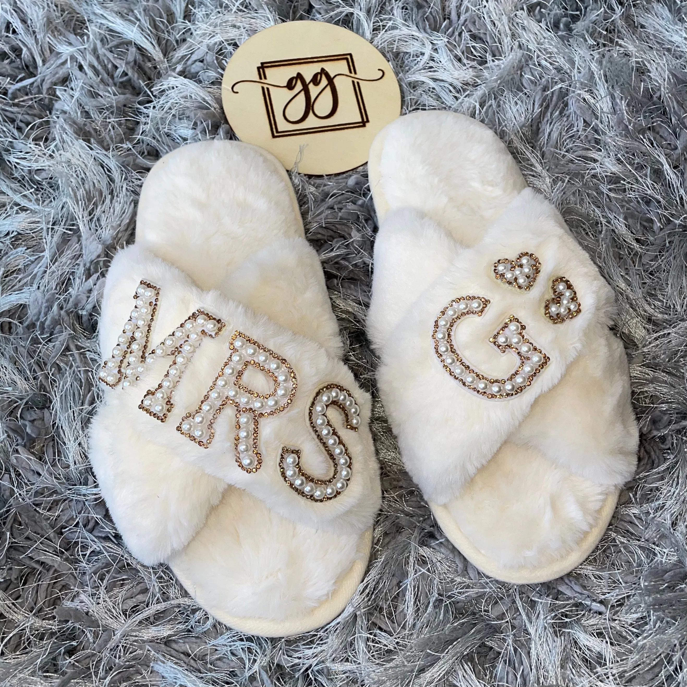 Personalized Pearl Mrs Faux Fur Slippers