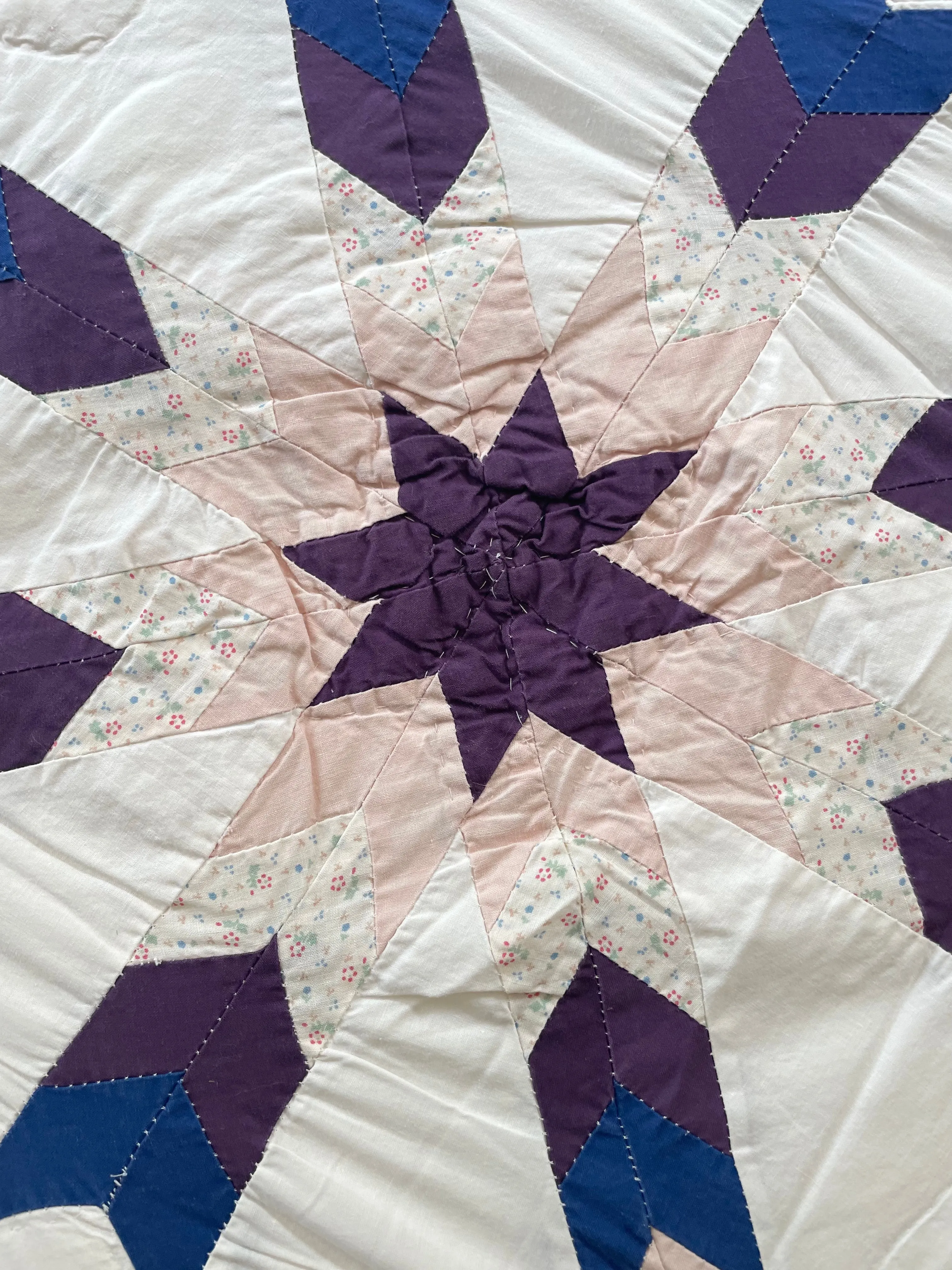 Radiant Star Patchwork Quilt