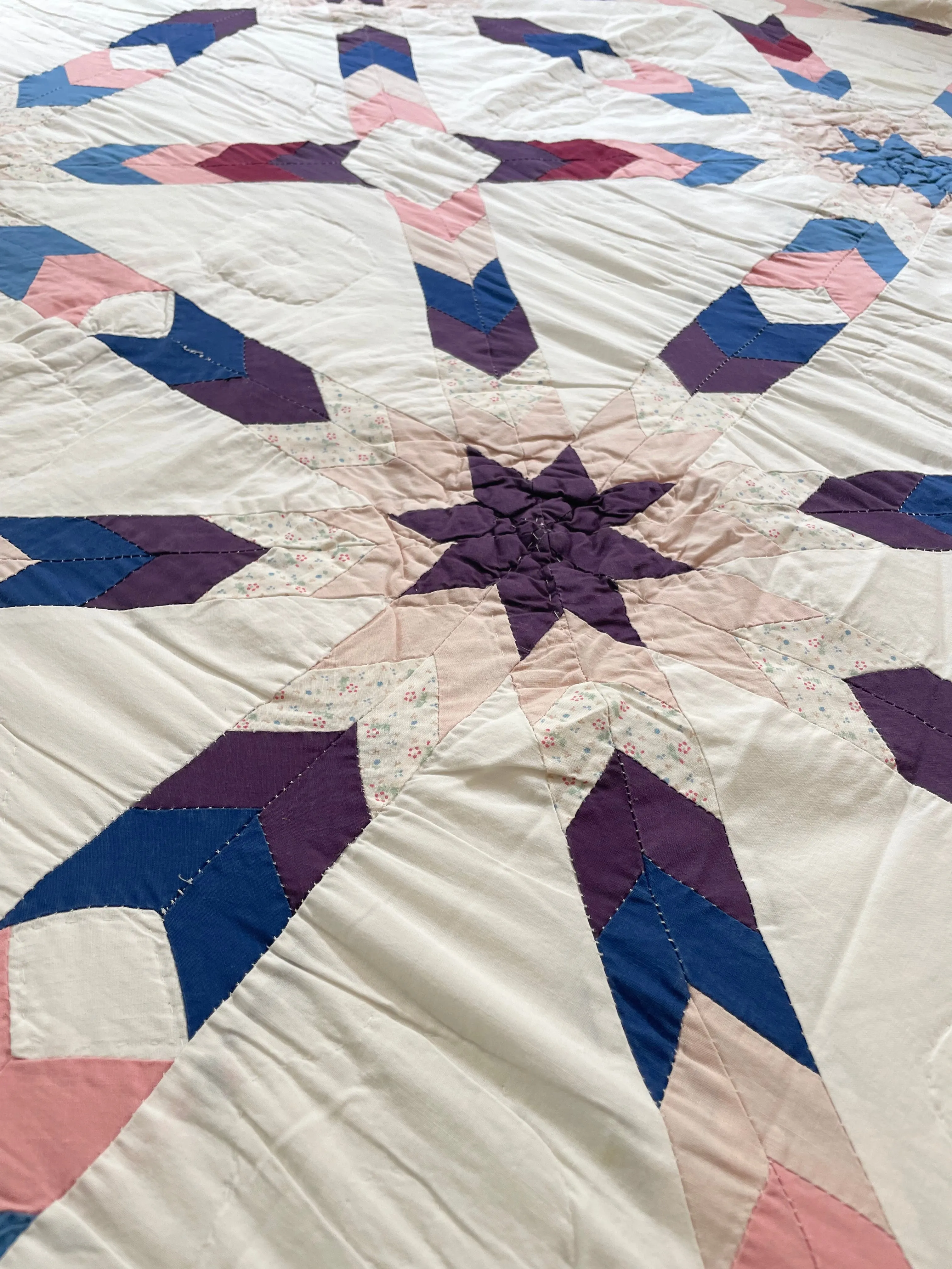 Radiant Star Patchwork Quilt