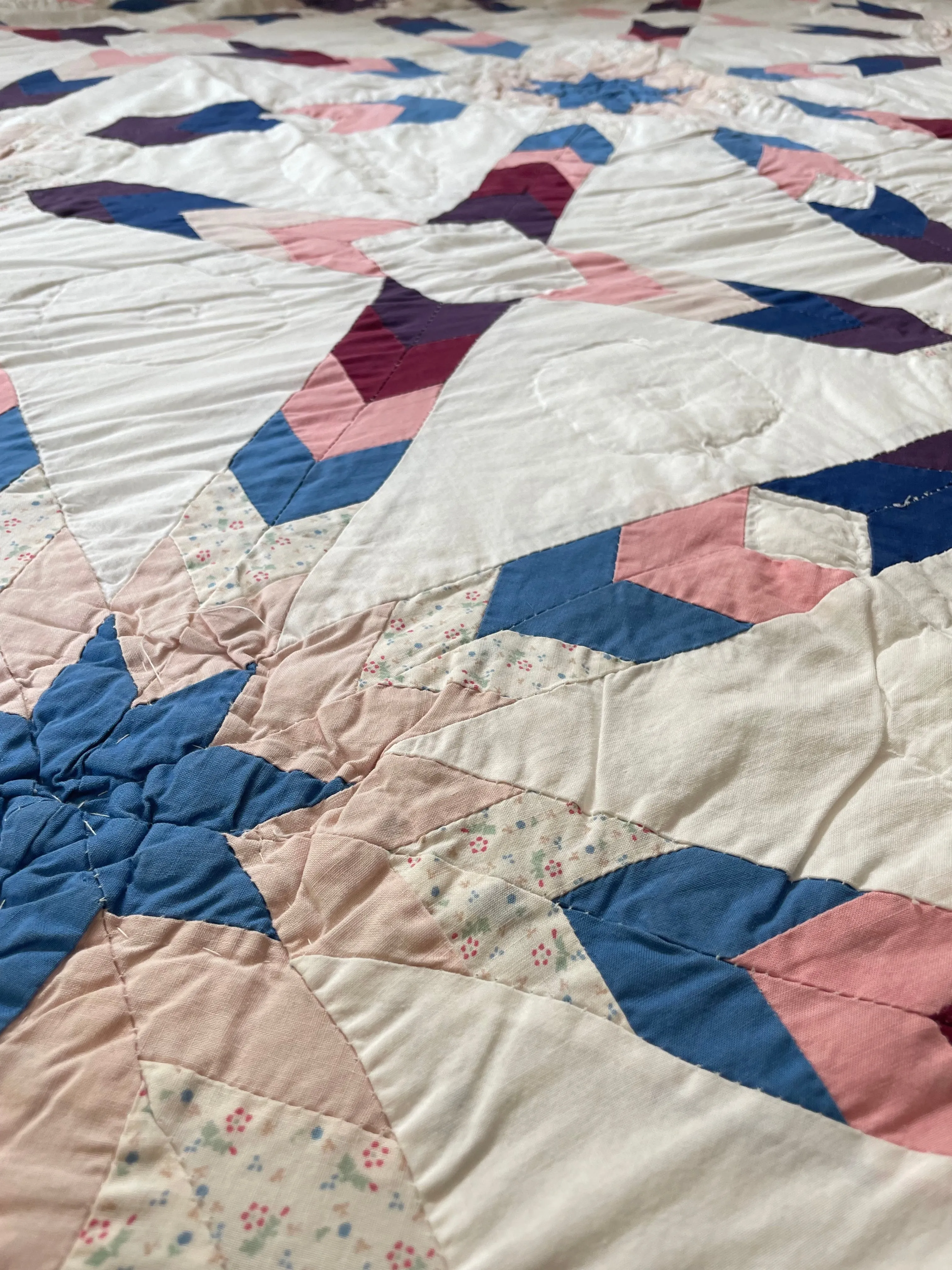 Radiant Star Patchwork Quilt