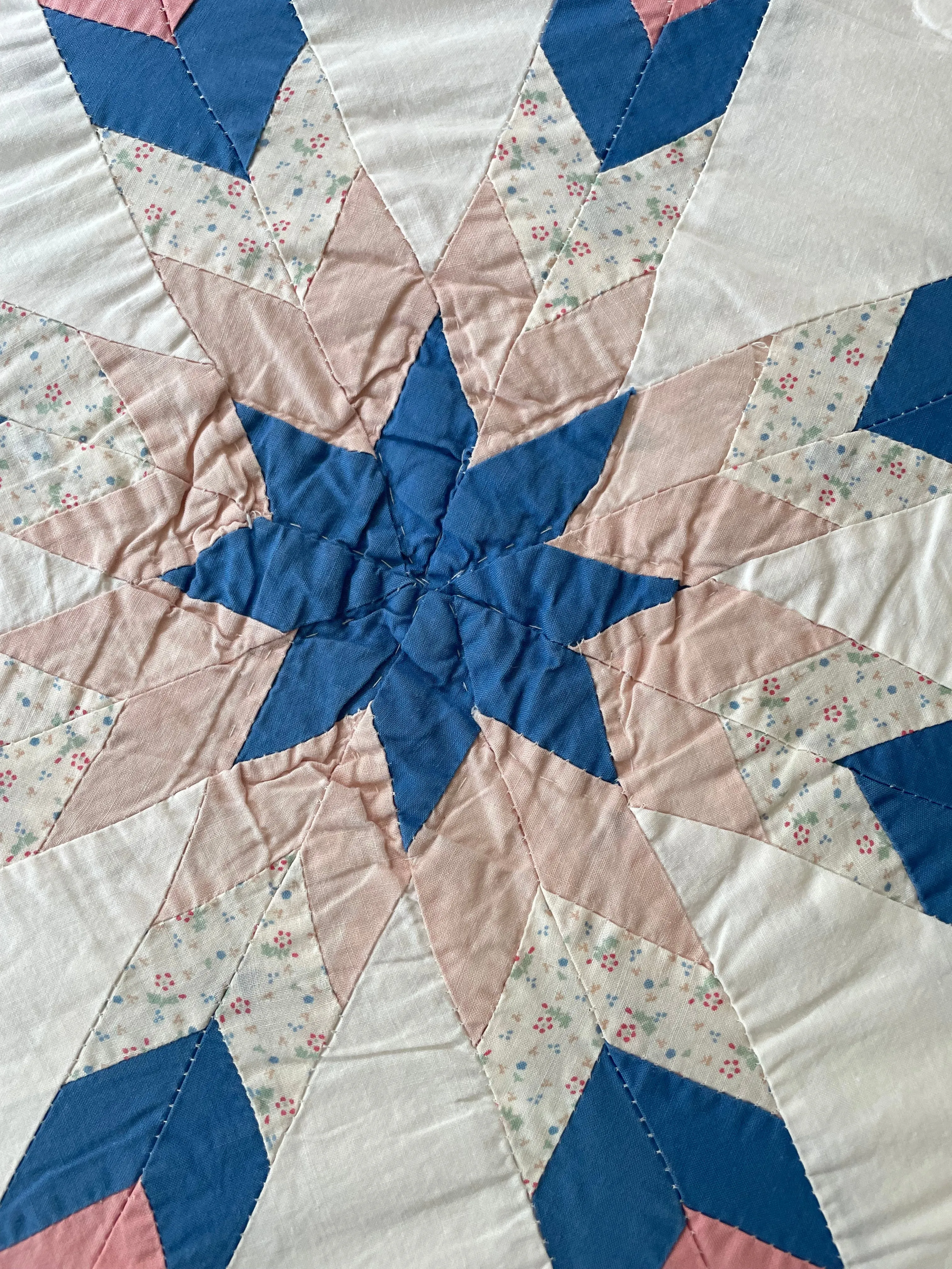 Radiant Star Patchwork Quilt