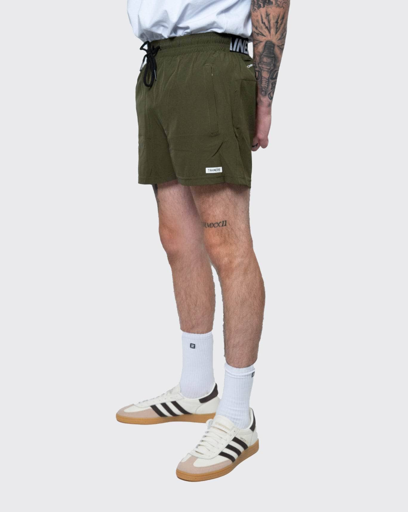 trainers version 2 runner 100mm shorts