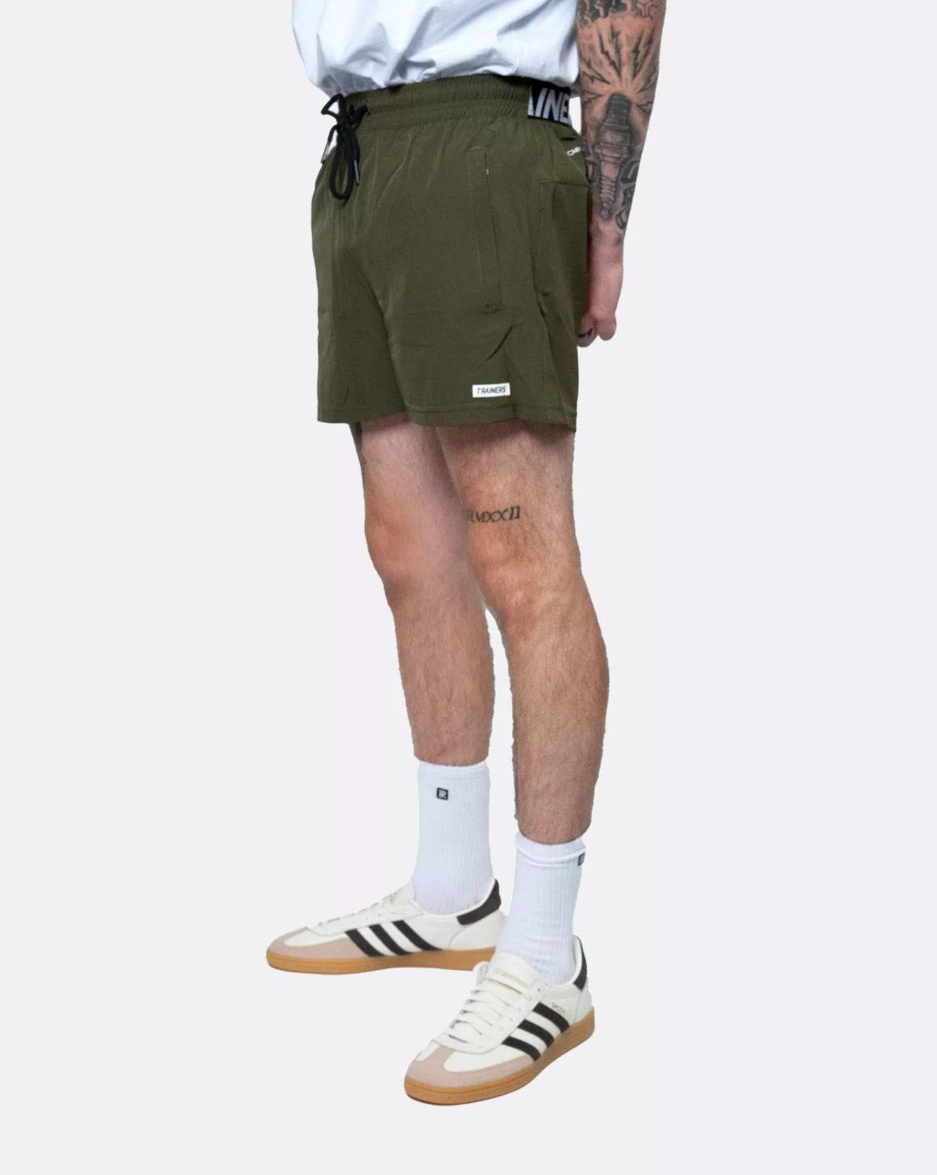 v2 Runner Short 100mm Trainers