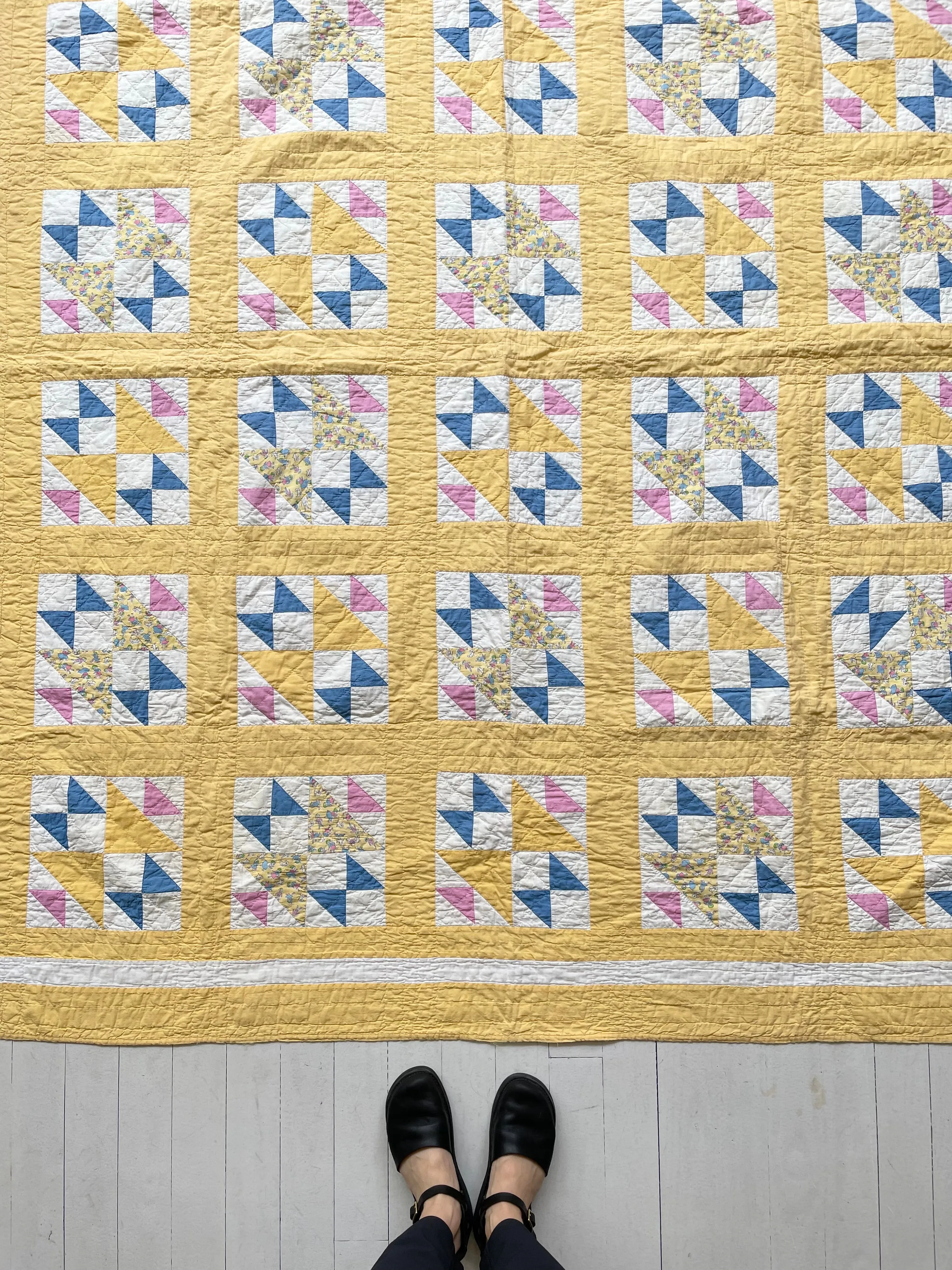 Timeless Vintage Old Maid's Puzzle Quilt