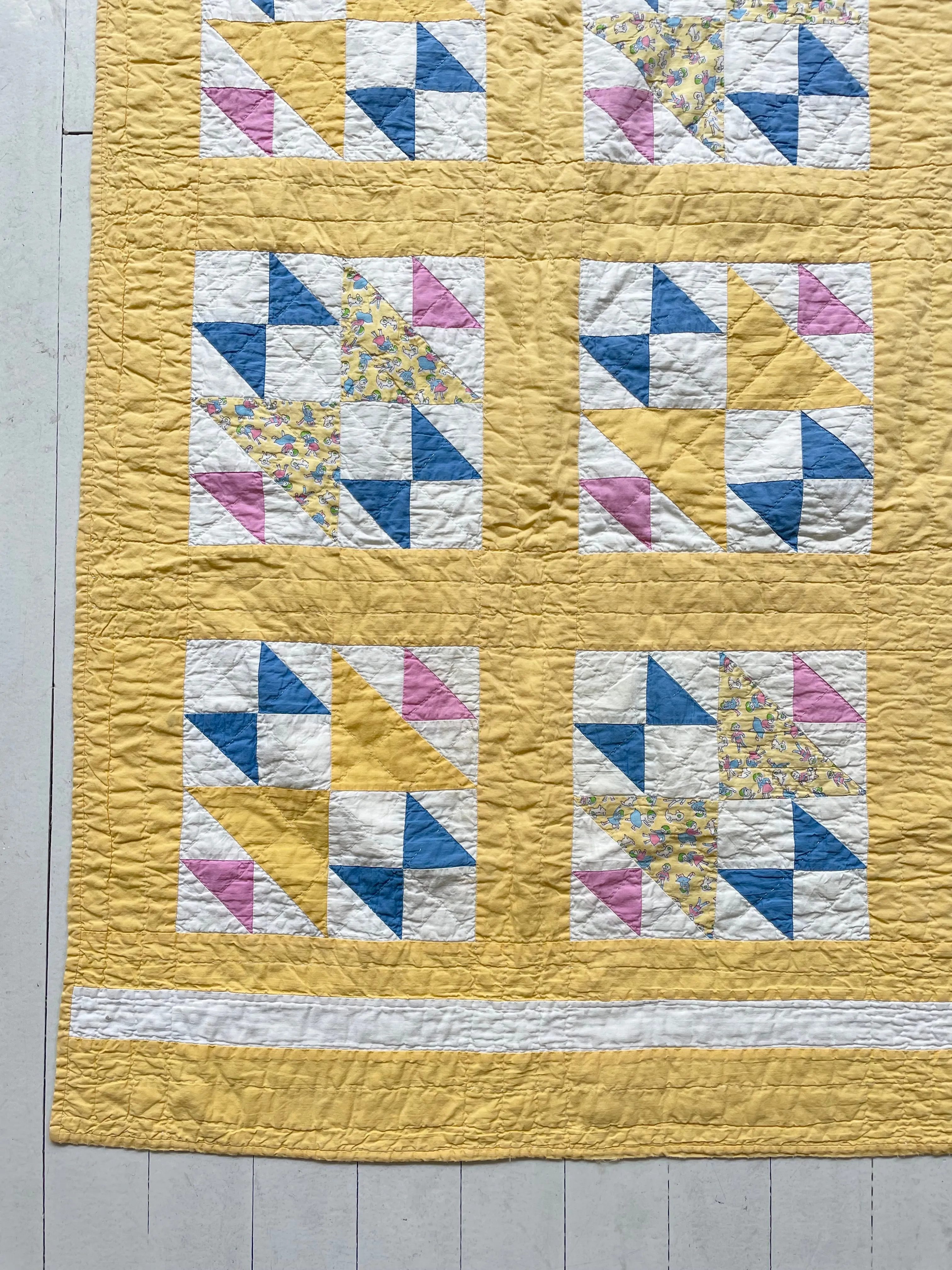 Timeless Vintage Old Maid's Puzzle Quilt