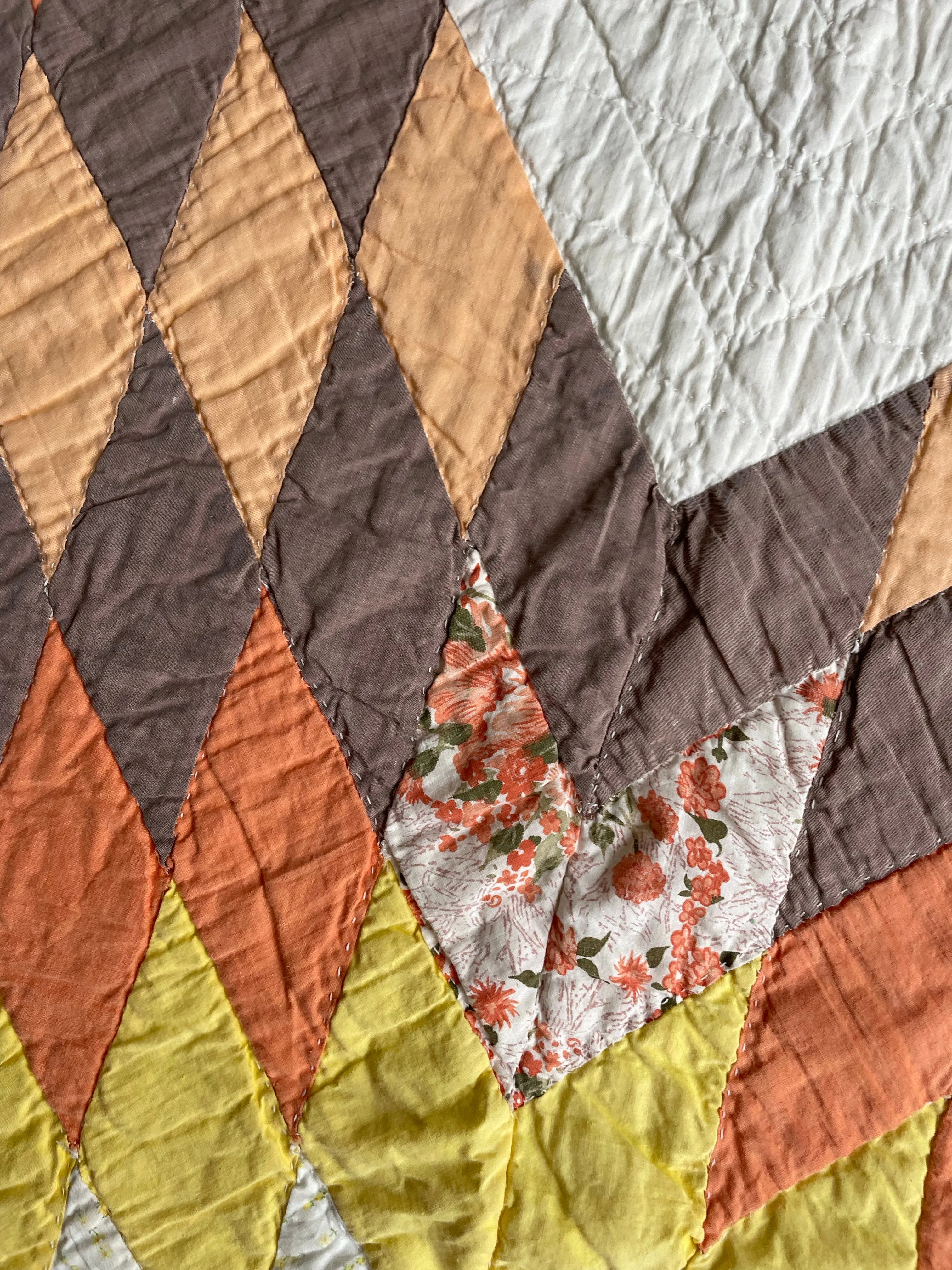 Charming Vintage Star of Bethlehem Quilt