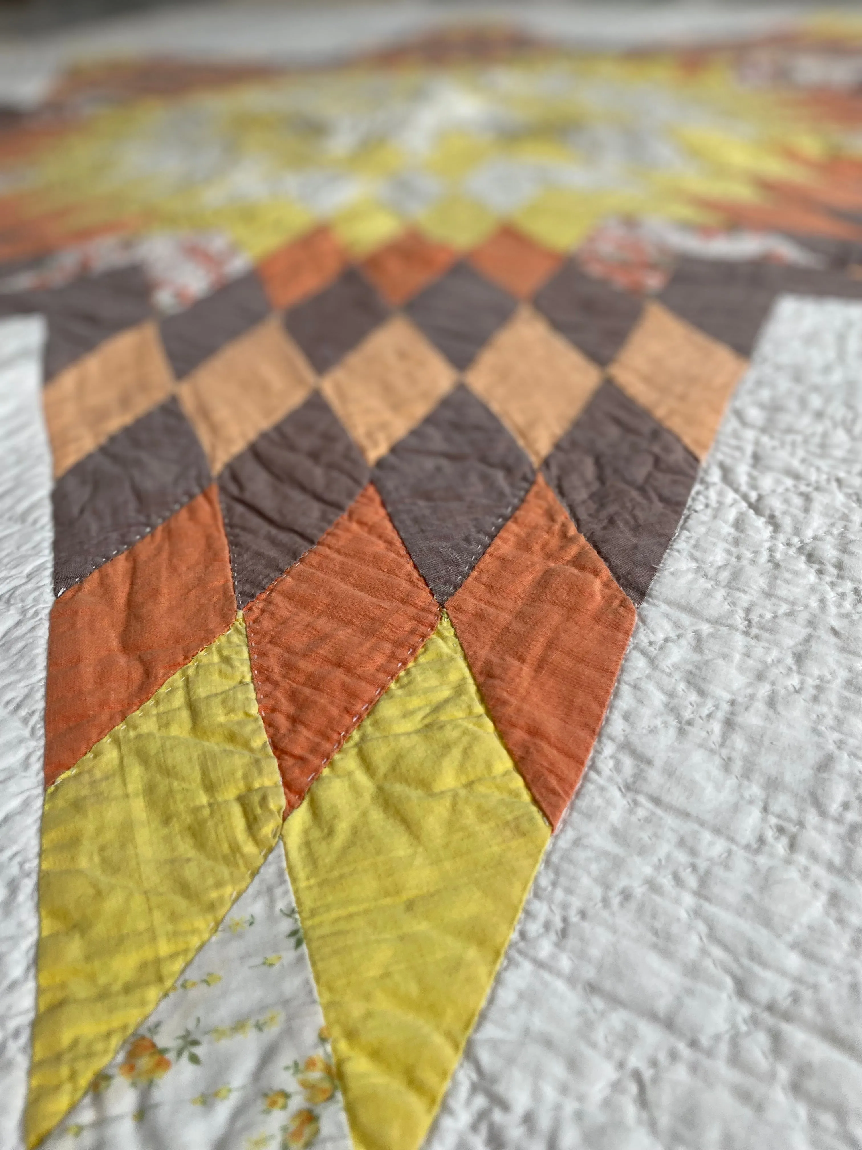 Charming Vintage Star of Bethlehem Quilt