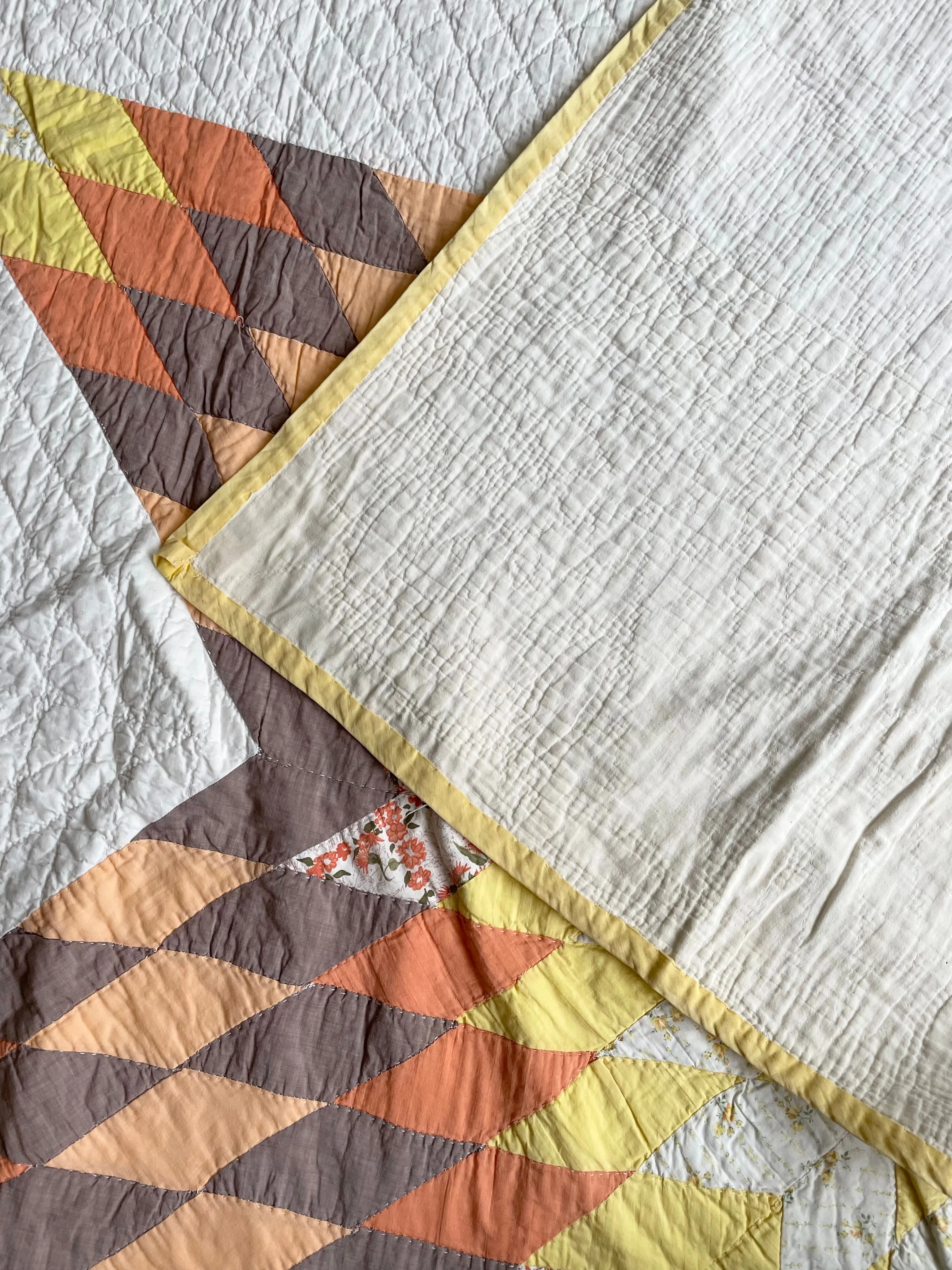 Charming Vintage Star of Bethlehem Quilt