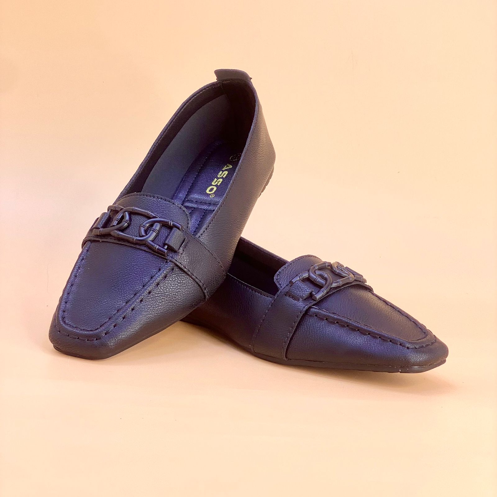 Women's flat shoes W903.