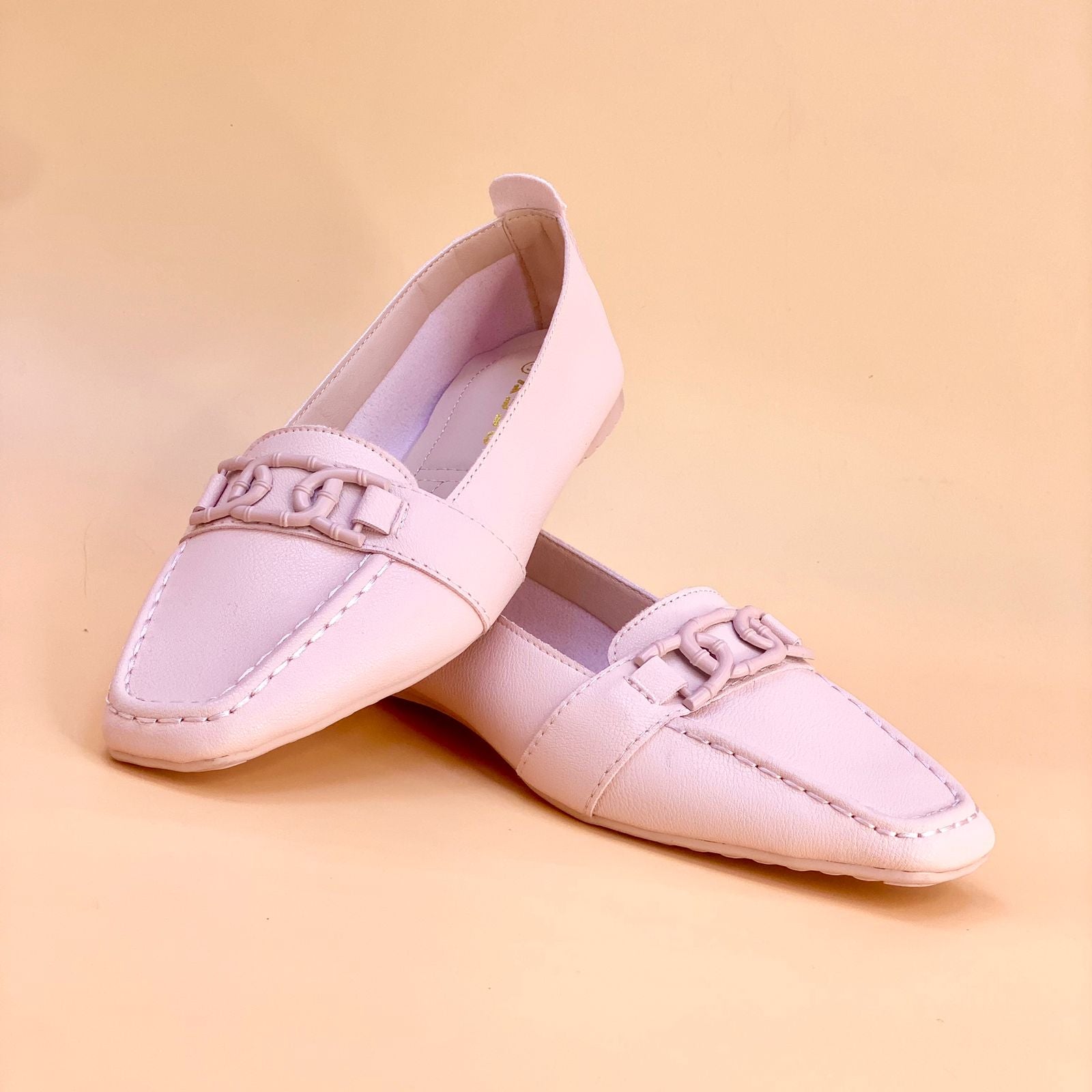 Women's flat shoes W903.