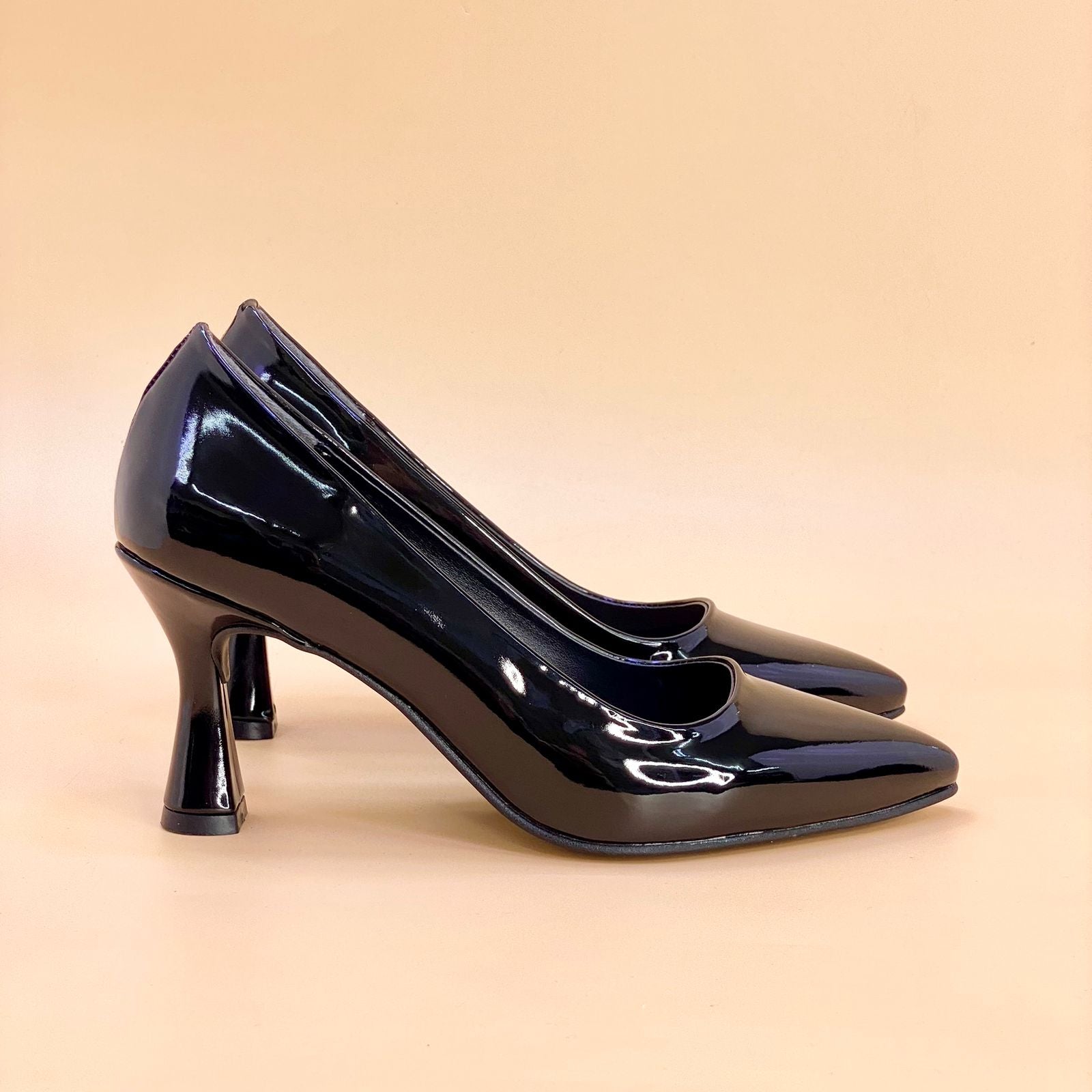 women's high heel shoes