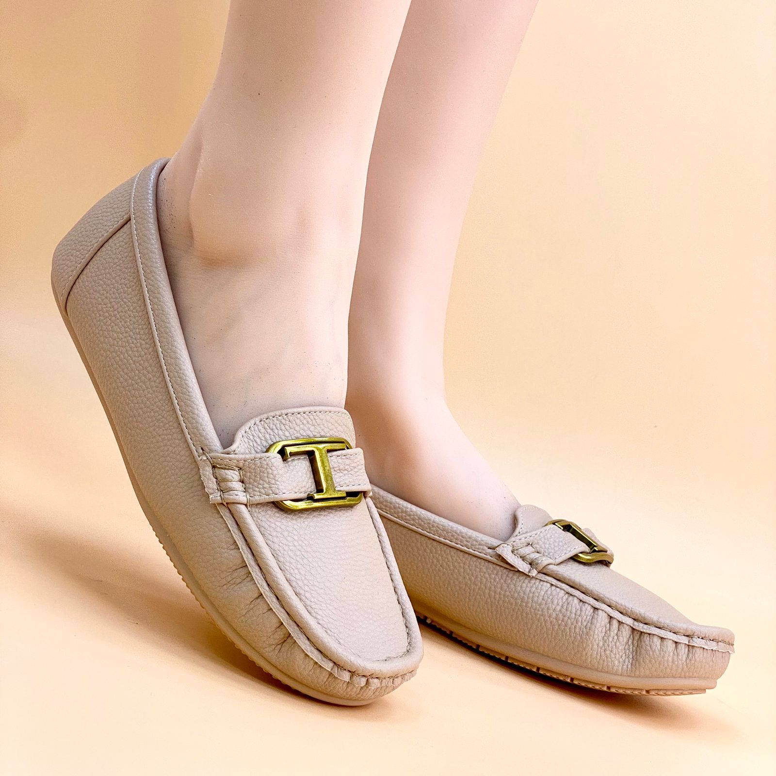 Women's shoes, W679