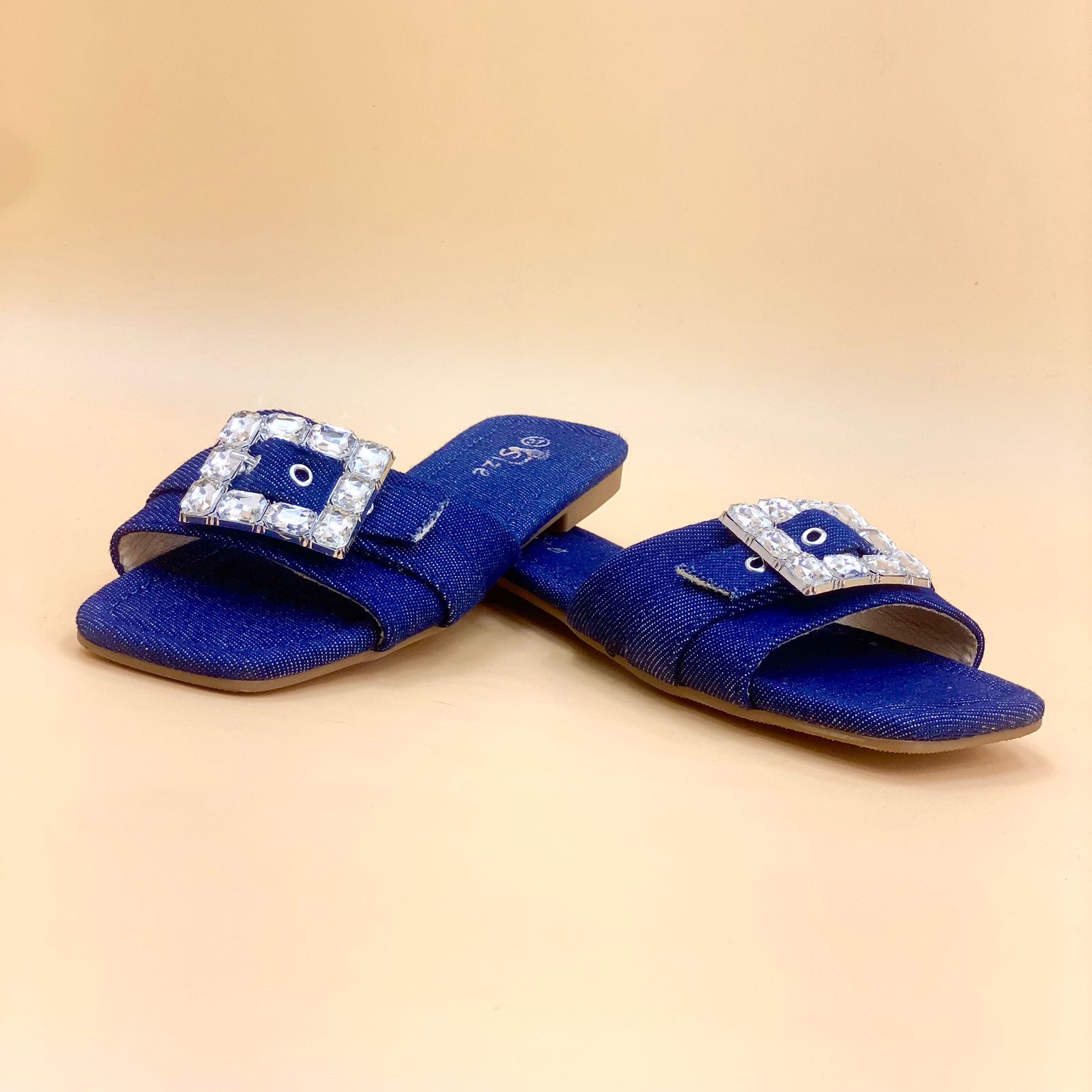 Women's Slippers for S18 - Latest Collection