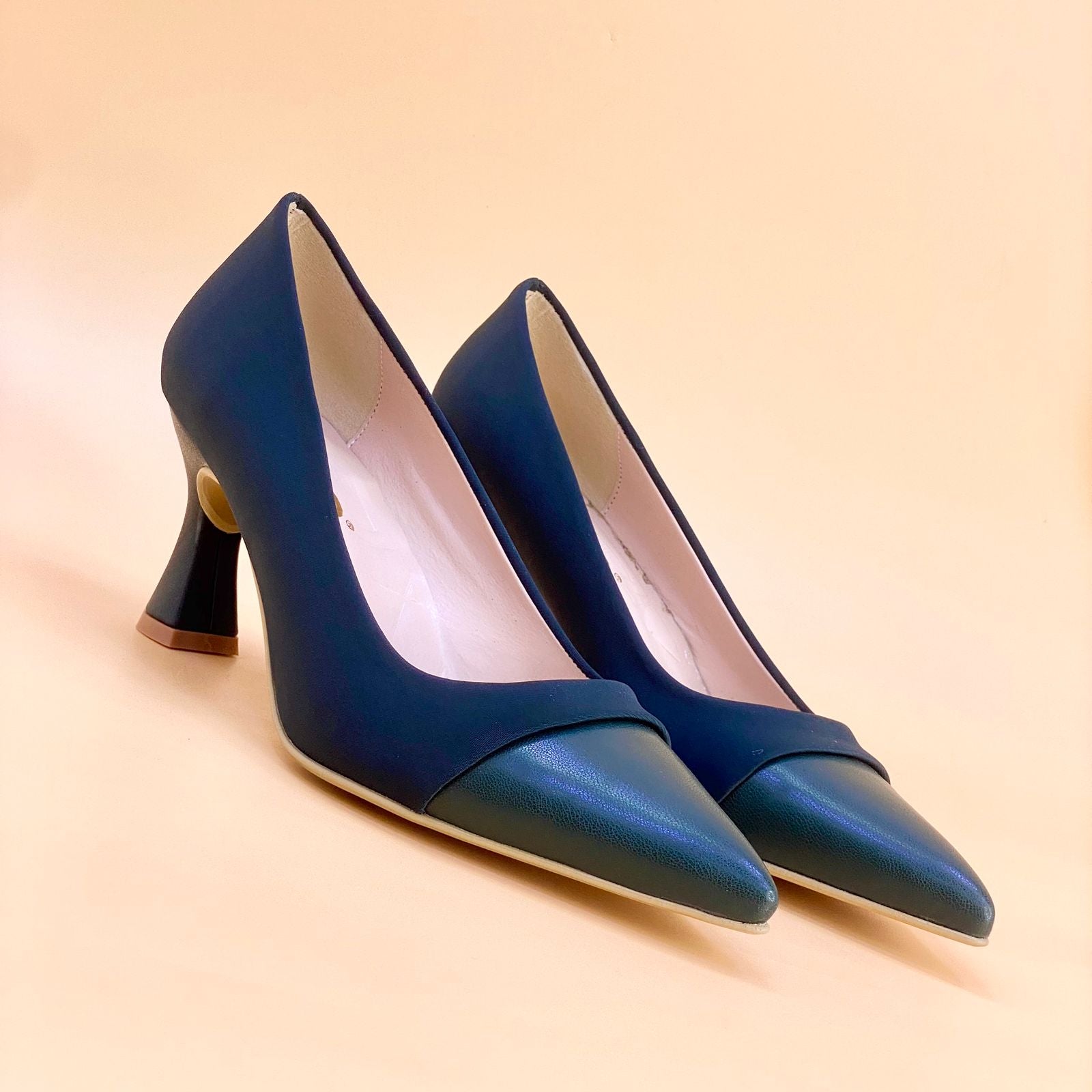 Women's W661 Heels